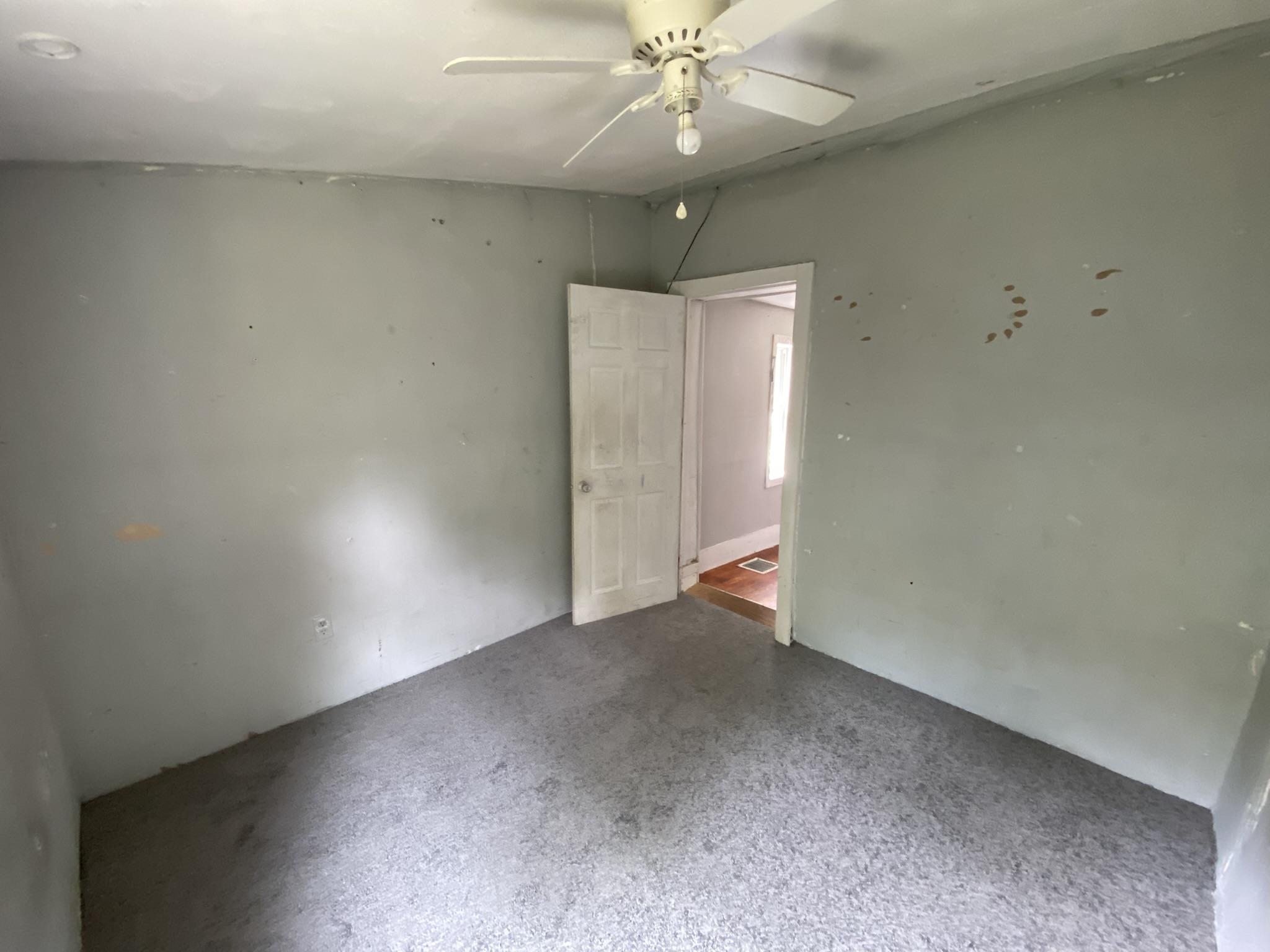 91 Munroe Street Property Photo 21