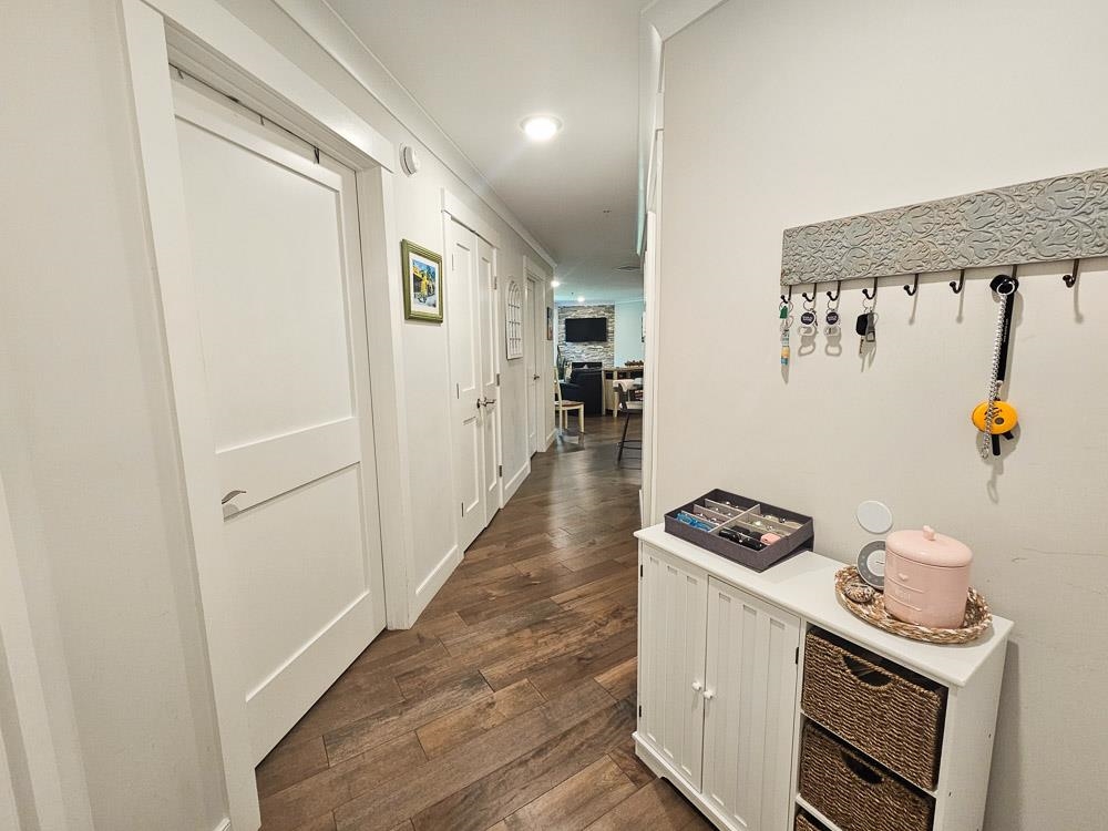2075 Lafayette Road Property Photo 7