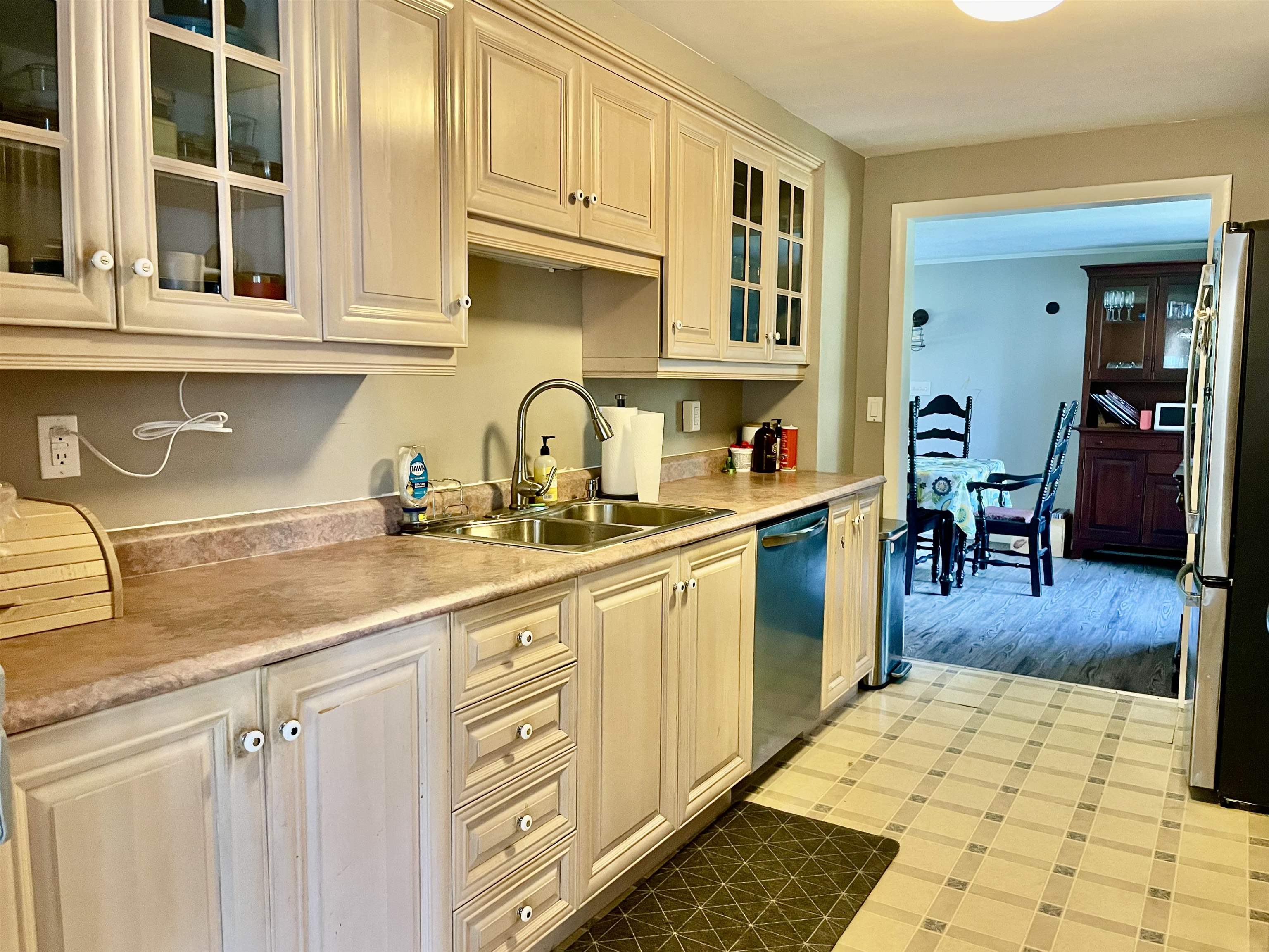 35 Spring Street Property Photo 5