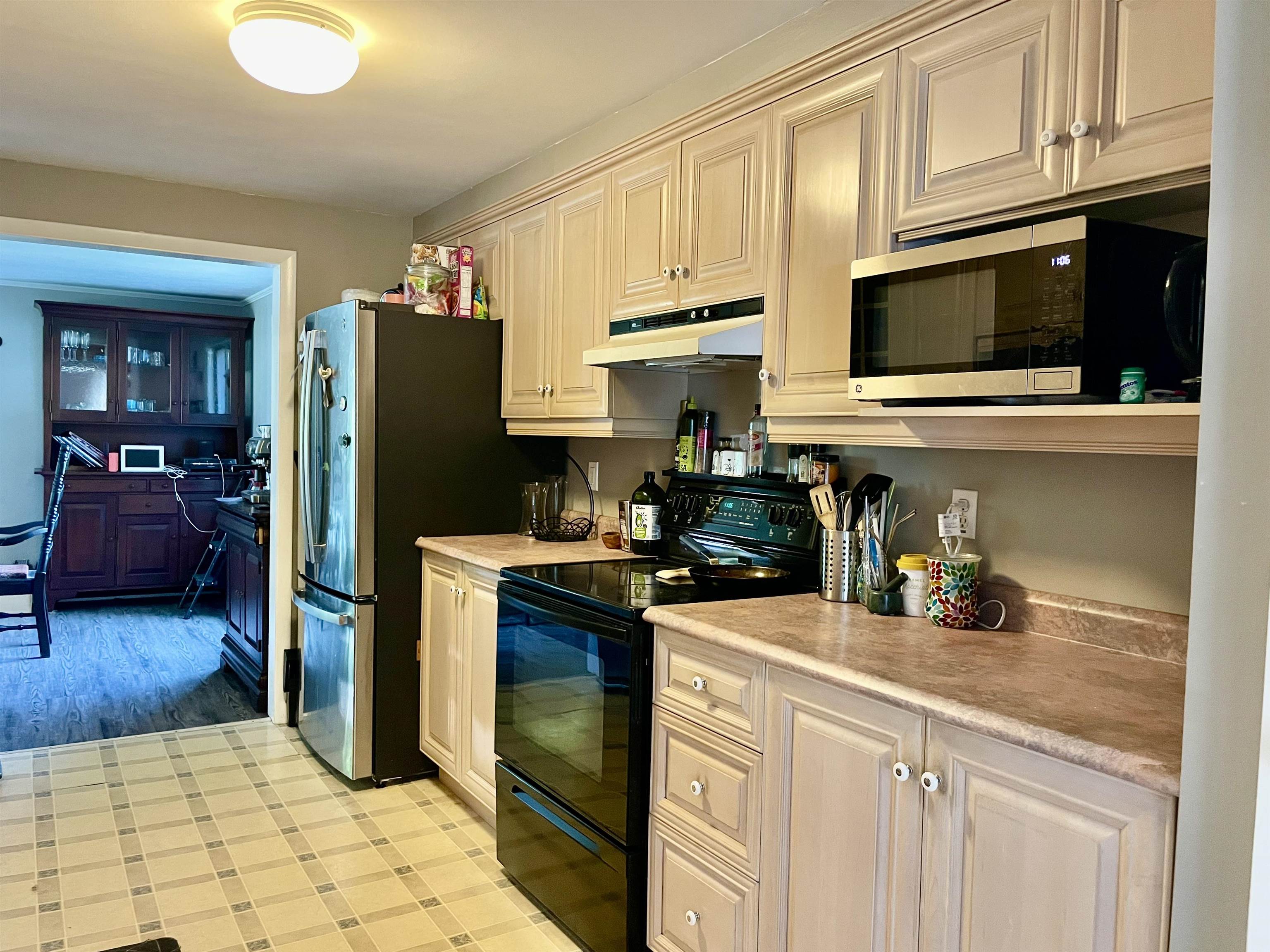35 Spring Street Property Photo 6