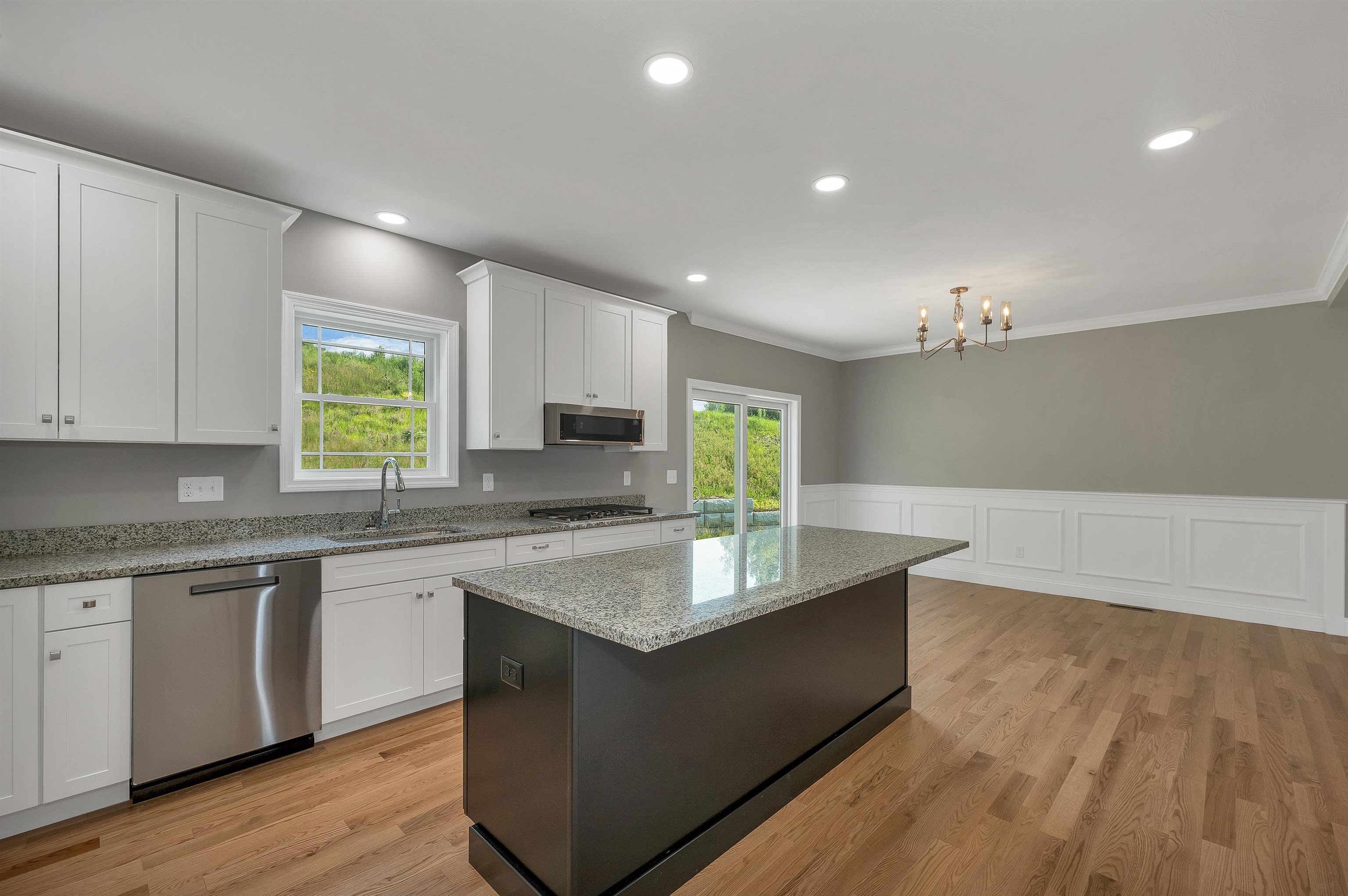 6 Shelburne Lane Property Photo 4