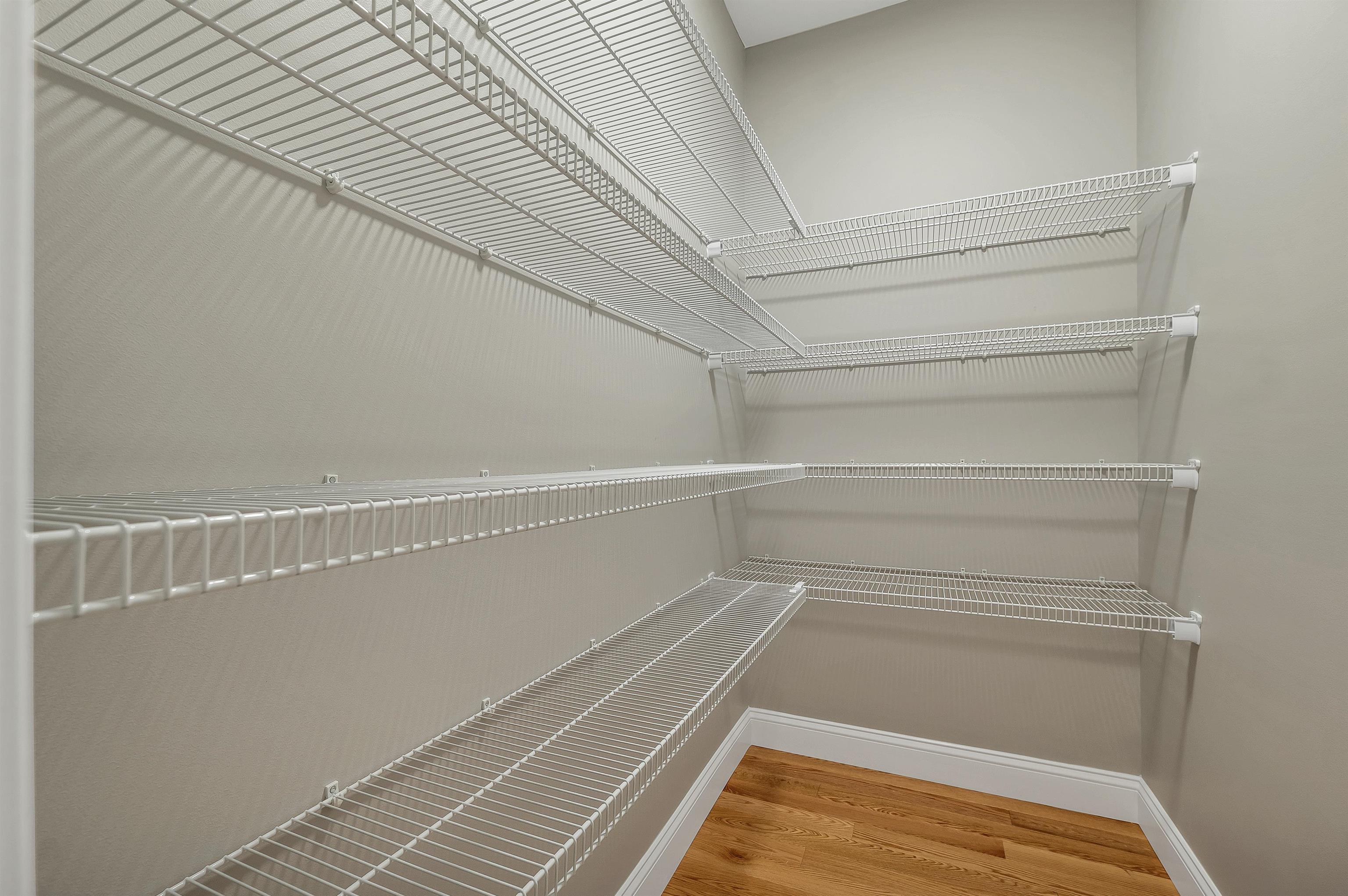 6 Shelburne Lane Property Photo 8