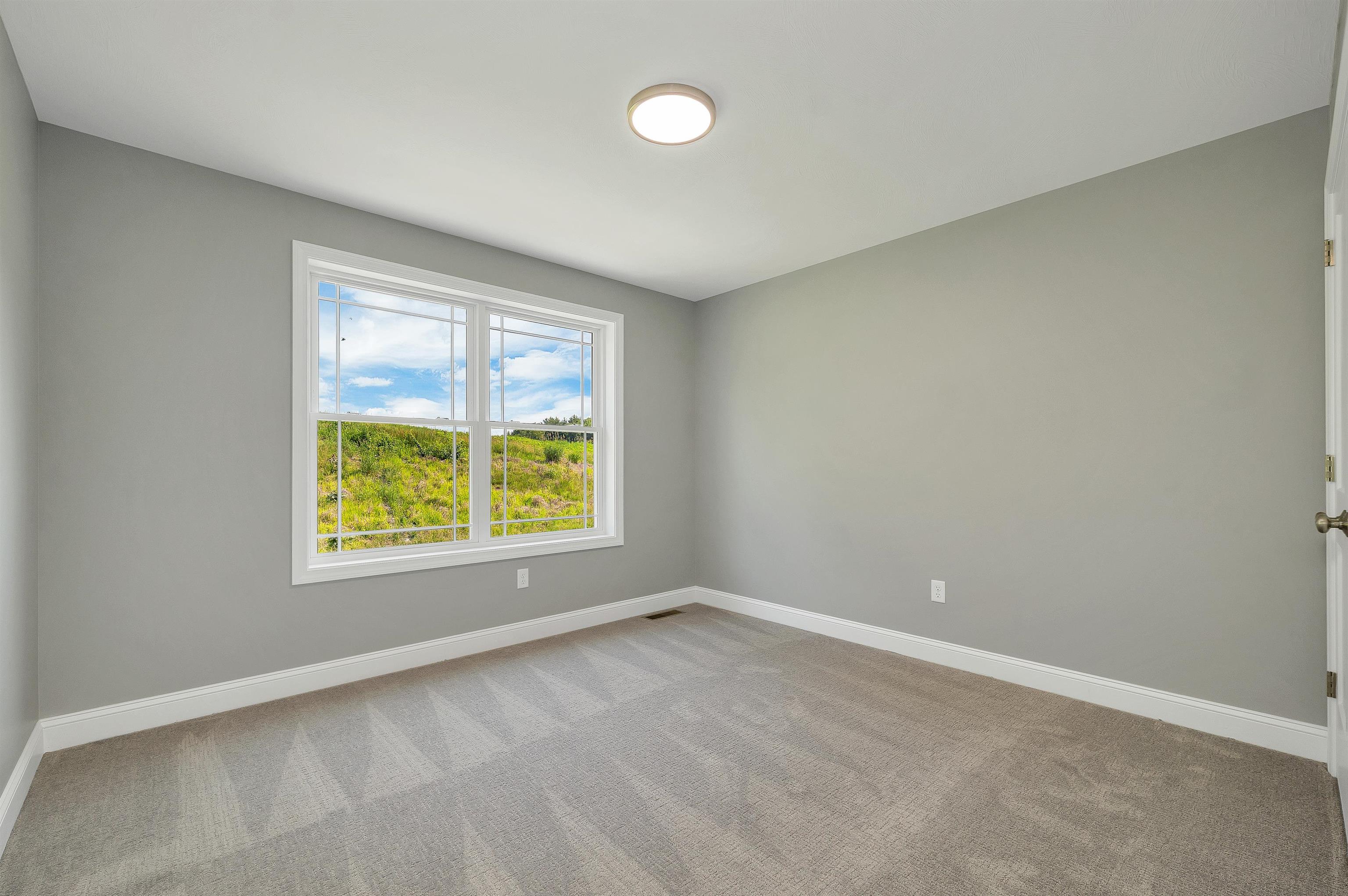 6 Shelburne Lane Property Photo 32