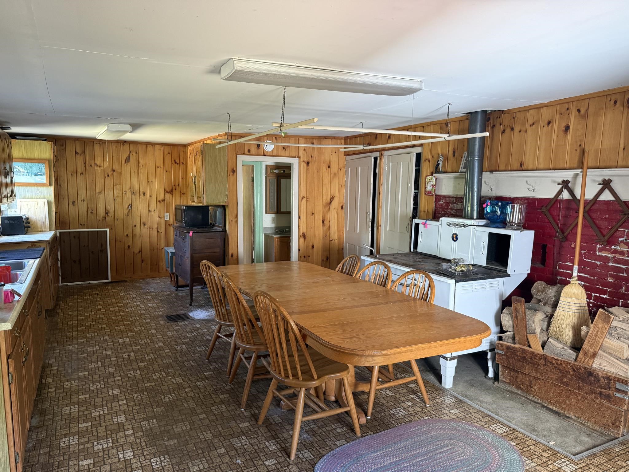 10 Rodimon Lane Property Photo 7