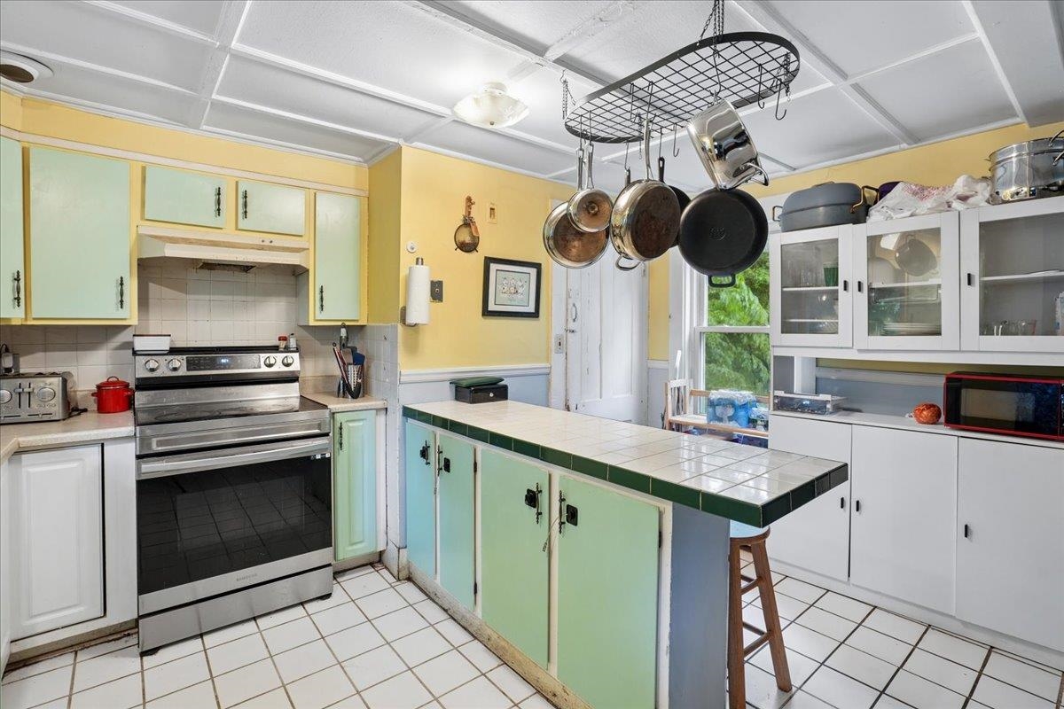 60 Avery Street Property Photo 5