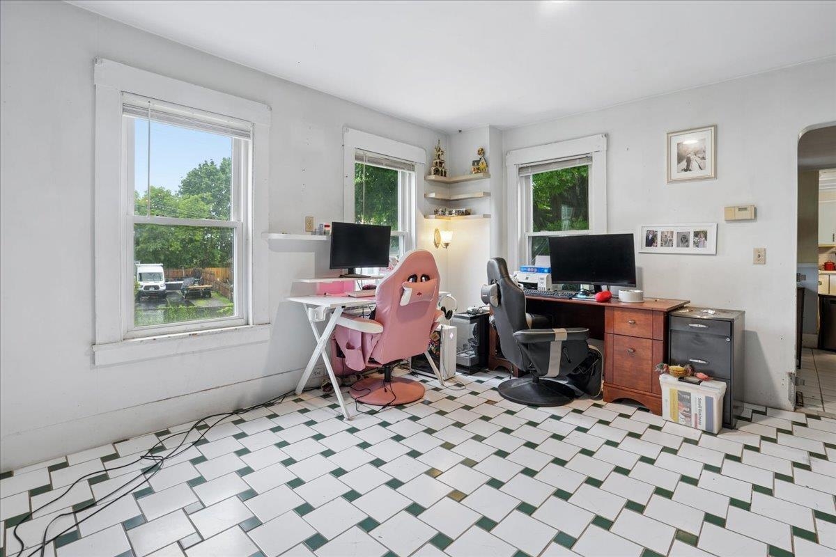 60 Avery Street Property Photo 12