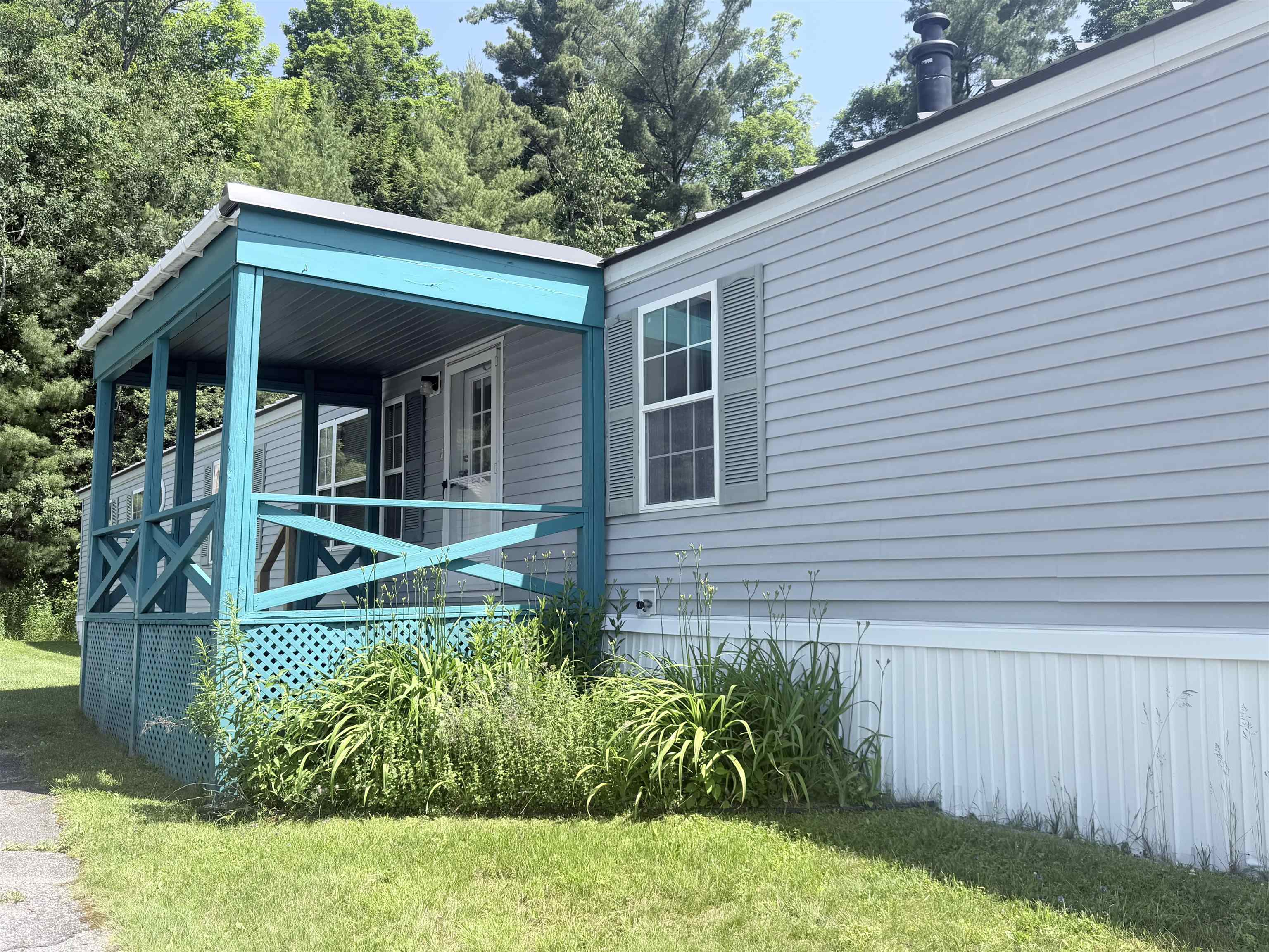 19 Hilltop Manor Mobile Home Park Property Photo 3