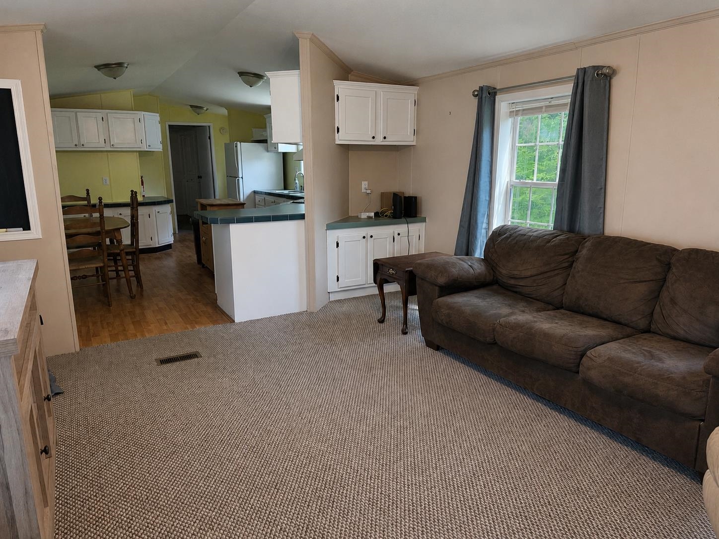 19 Hilltop Manor Mobile Home Park Property Photo 8