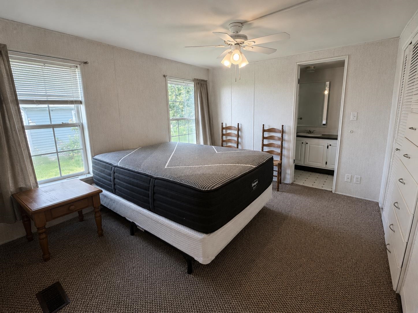 19 Hilltop Manor Mobile Home Park Property Photo 12