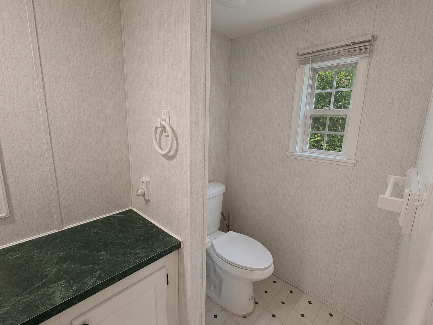 19 Hilltop Manor Mobile Home Park Property Photo 14