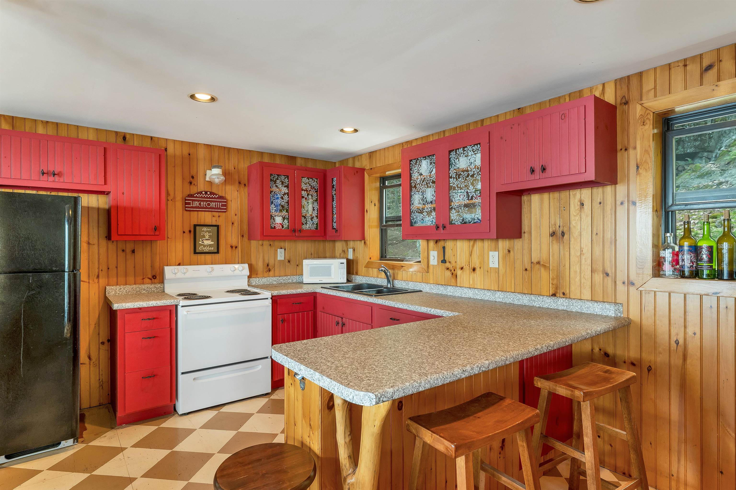 756 Rattlesnake Island Property Photo 3