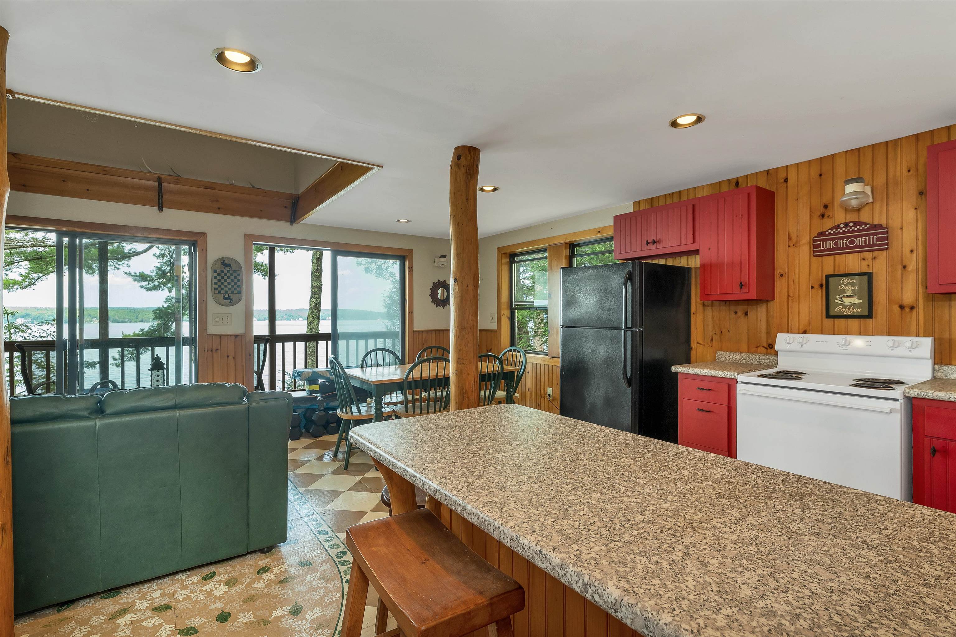 756 Rattlesnake Island Property Photo 5