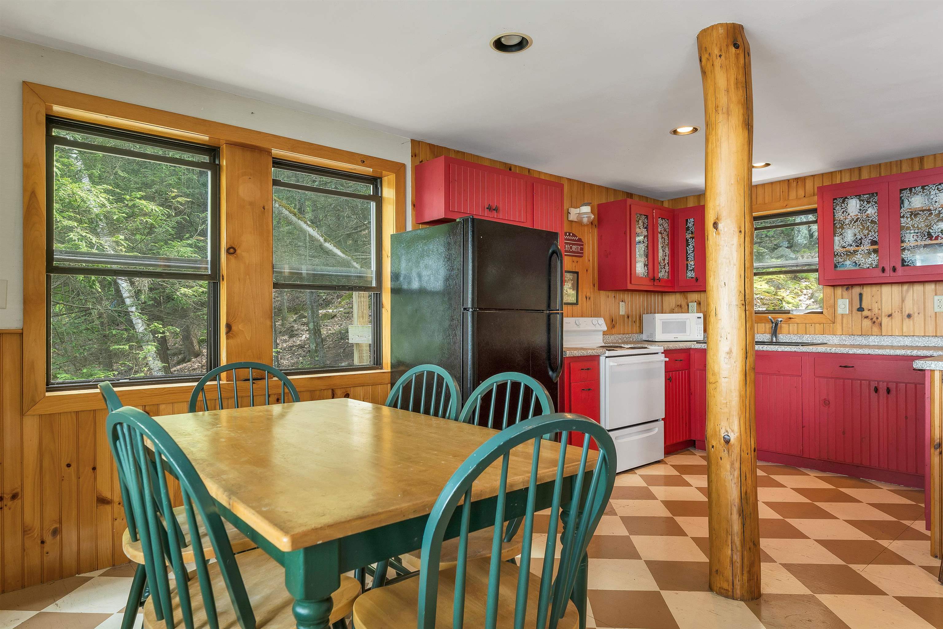 756 Rattlesnake Island Property Photo 9