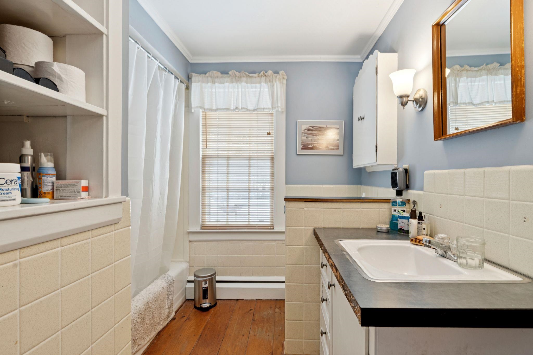 87 Fairground Road Property Photo 13