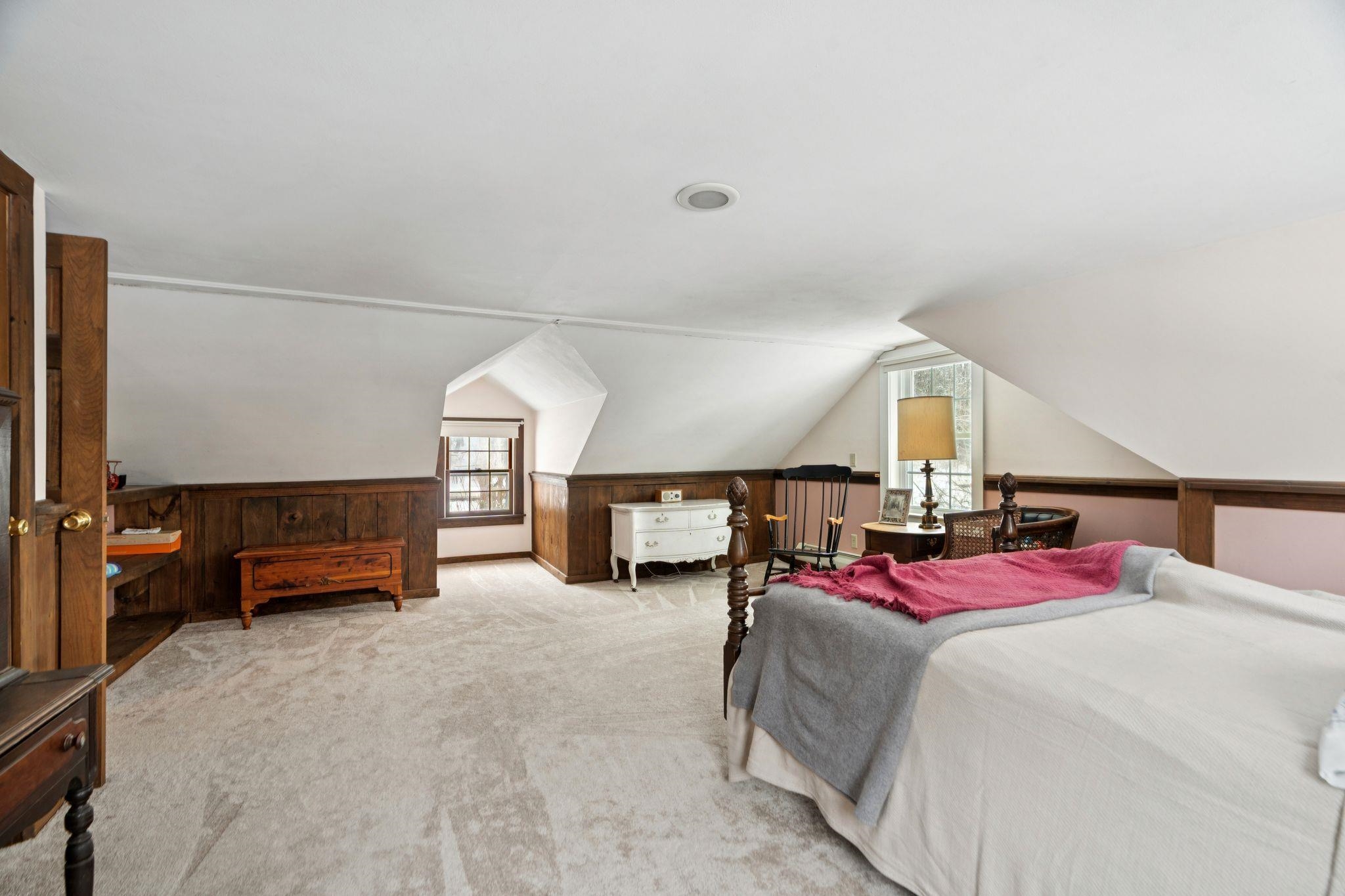 87 Fairground Road Property Photo 23