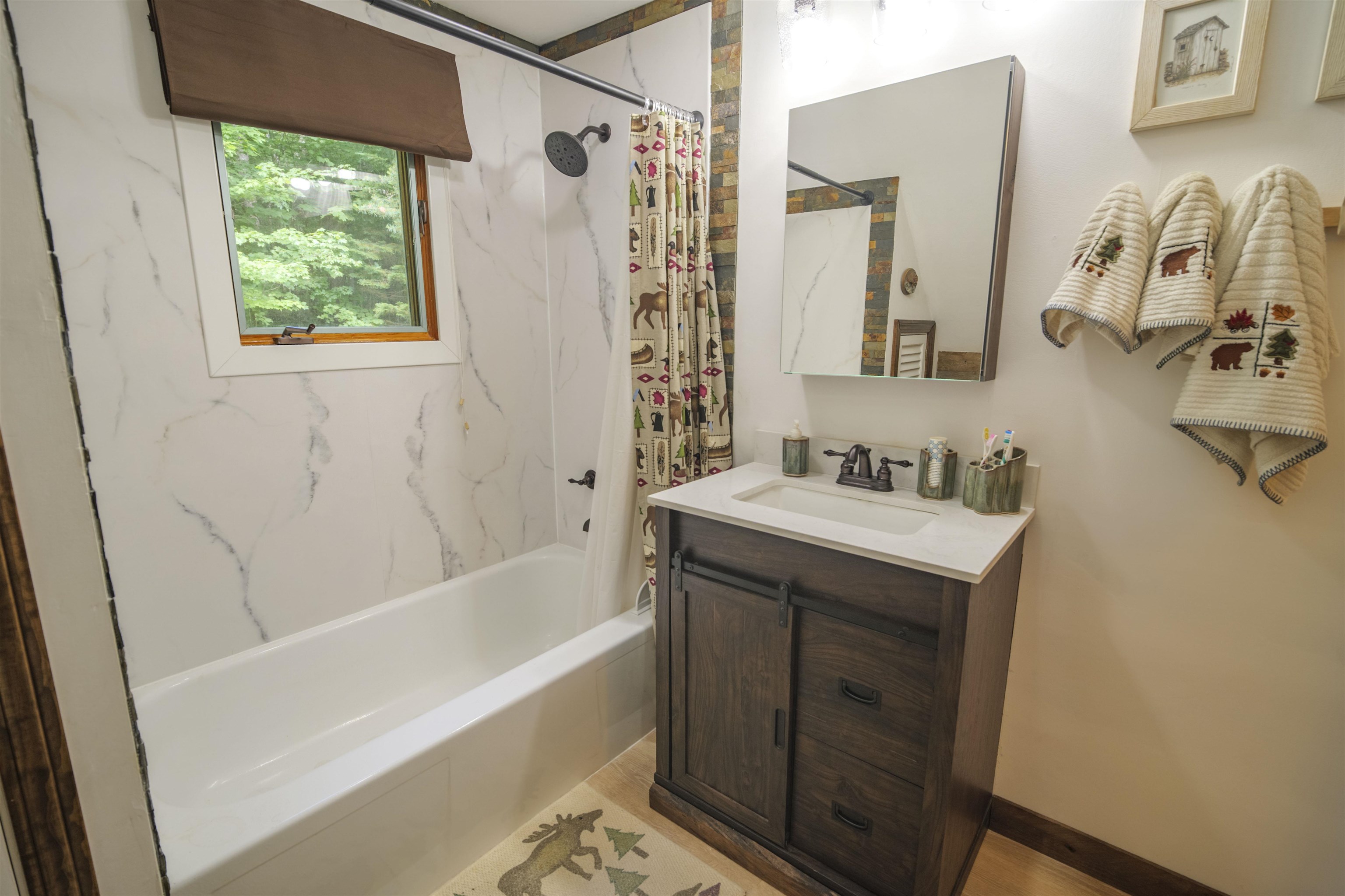 180 Debbie Higgins Lane Property Photo 13