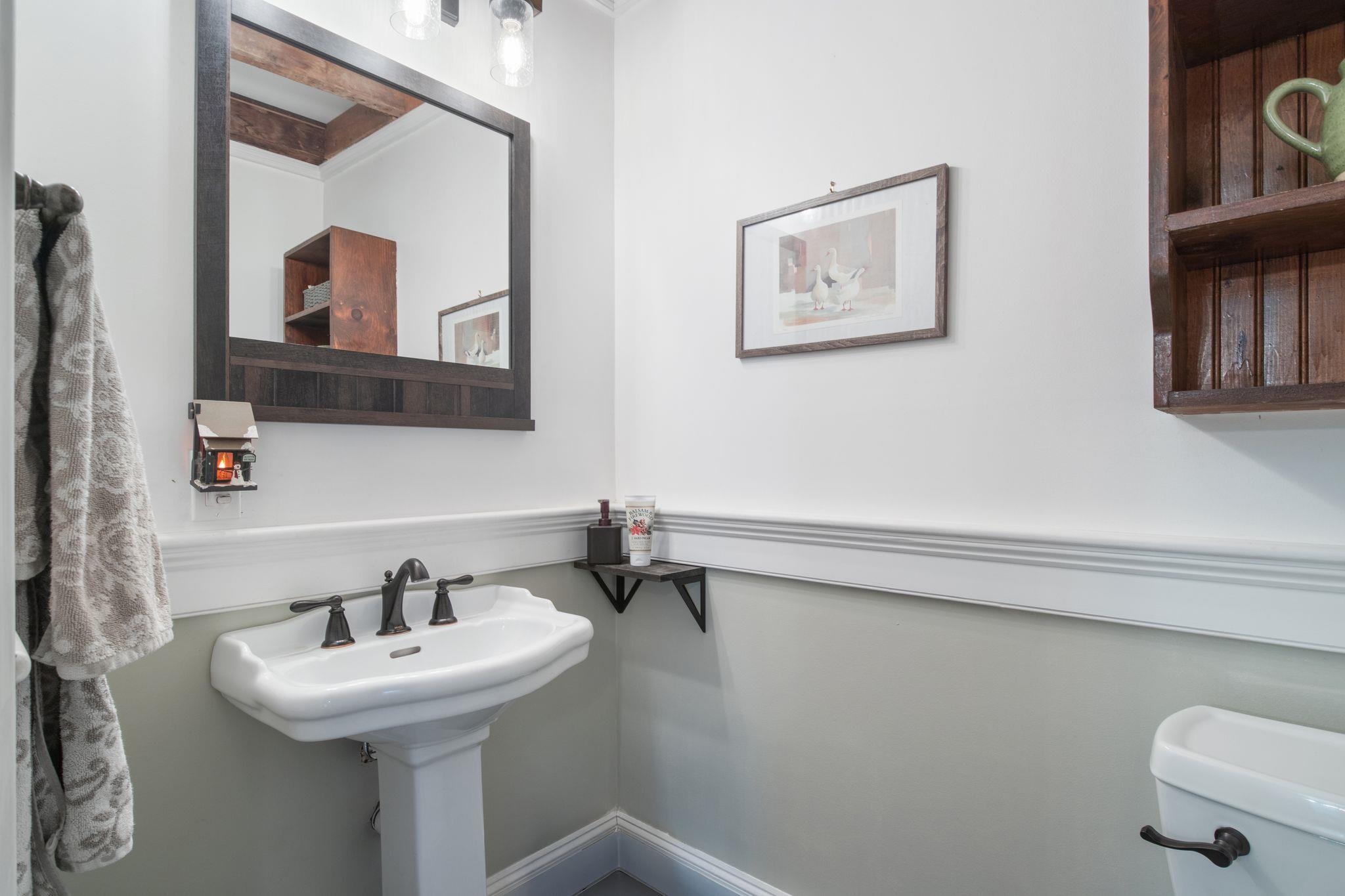 126 Davis Road Property Photo 15