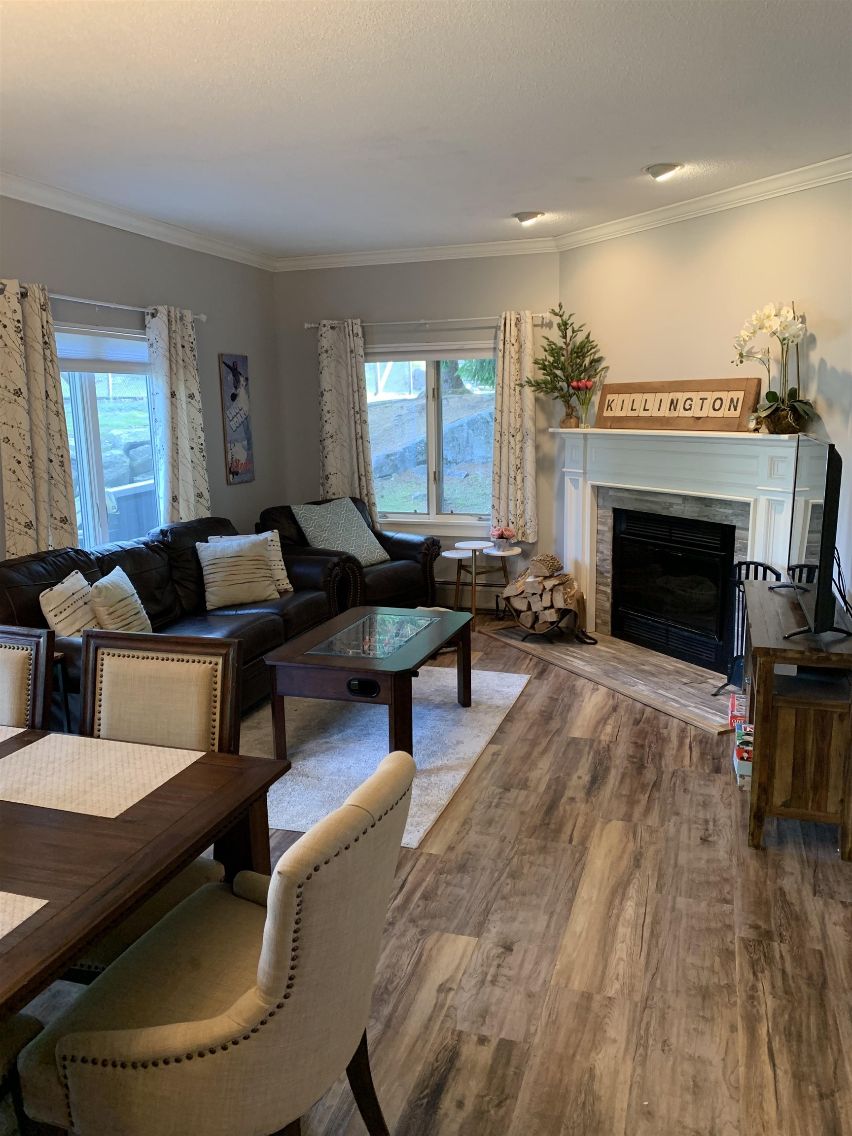 151 Village Circle Property Photo 3