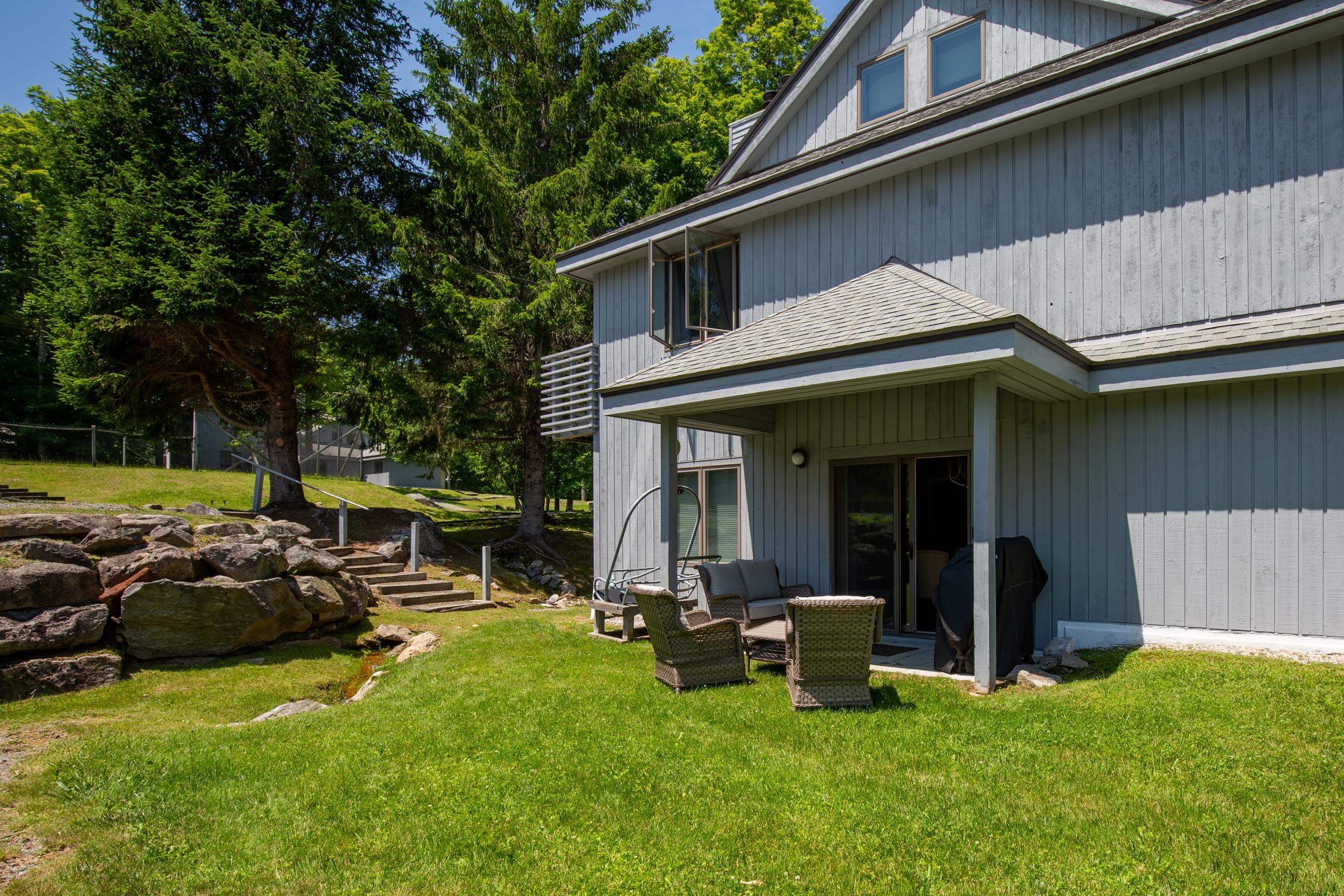 151 Village Circle Property Photo 27