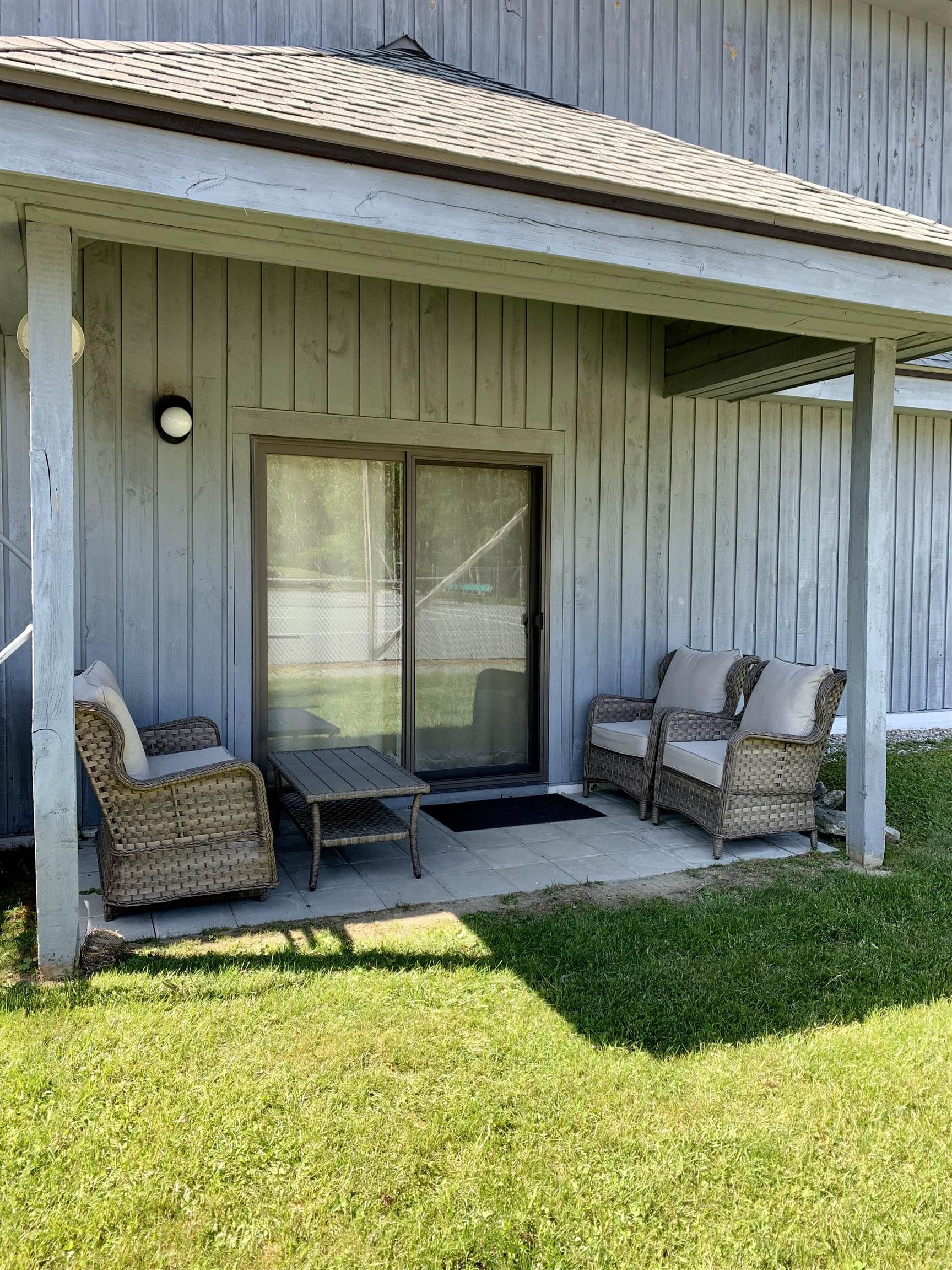 151 Village Circle Property Photo 28