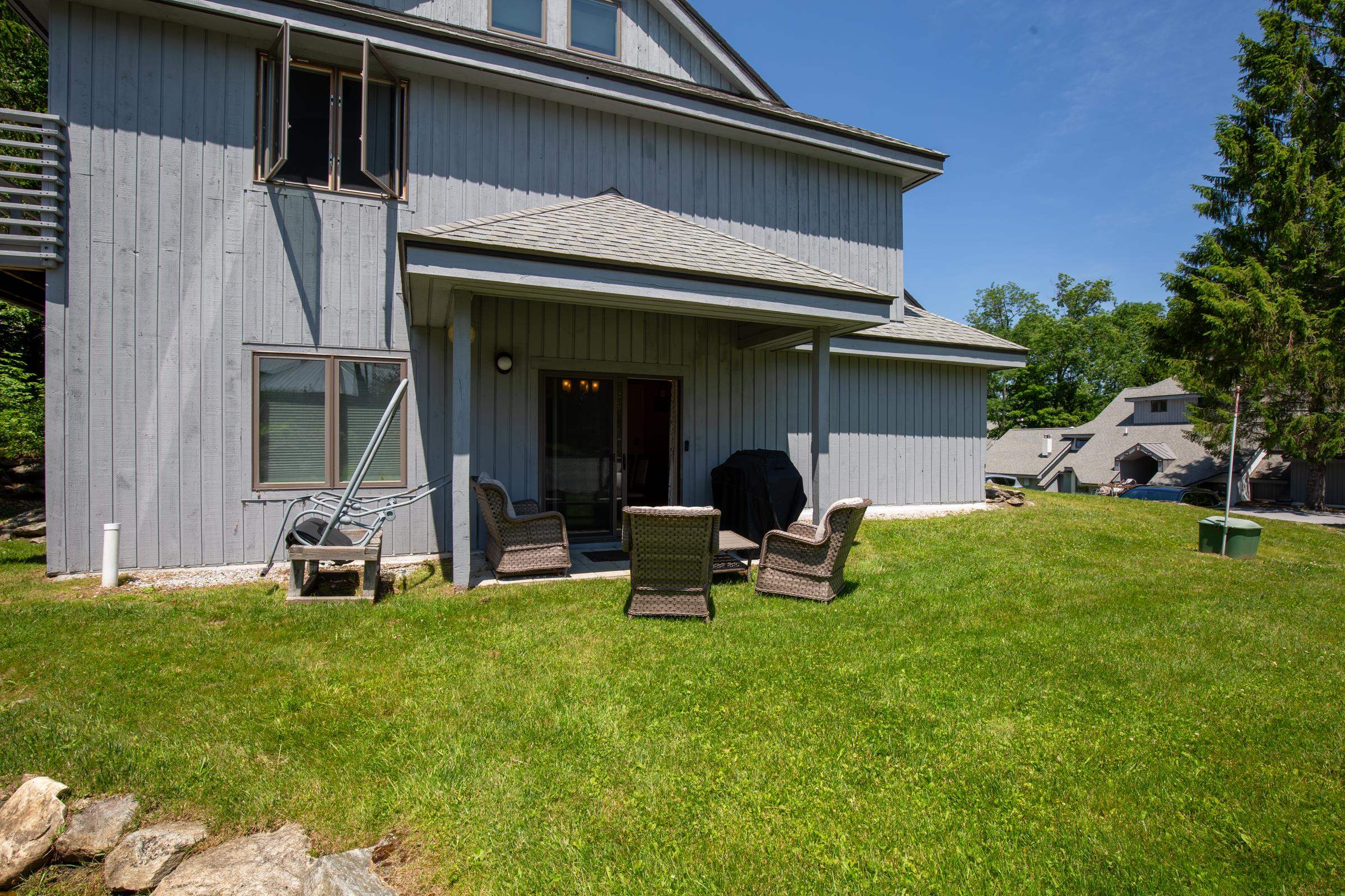 151 Village Circle Property Photo 29