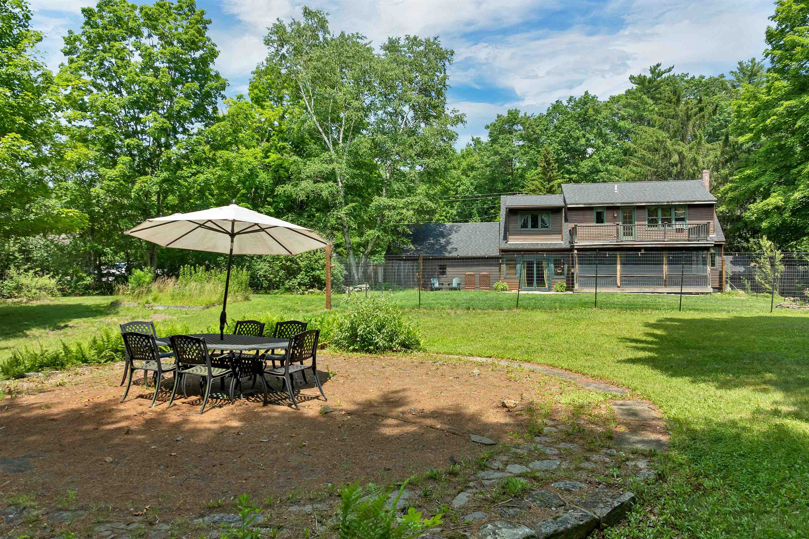 558 Province Road Property Photo 2