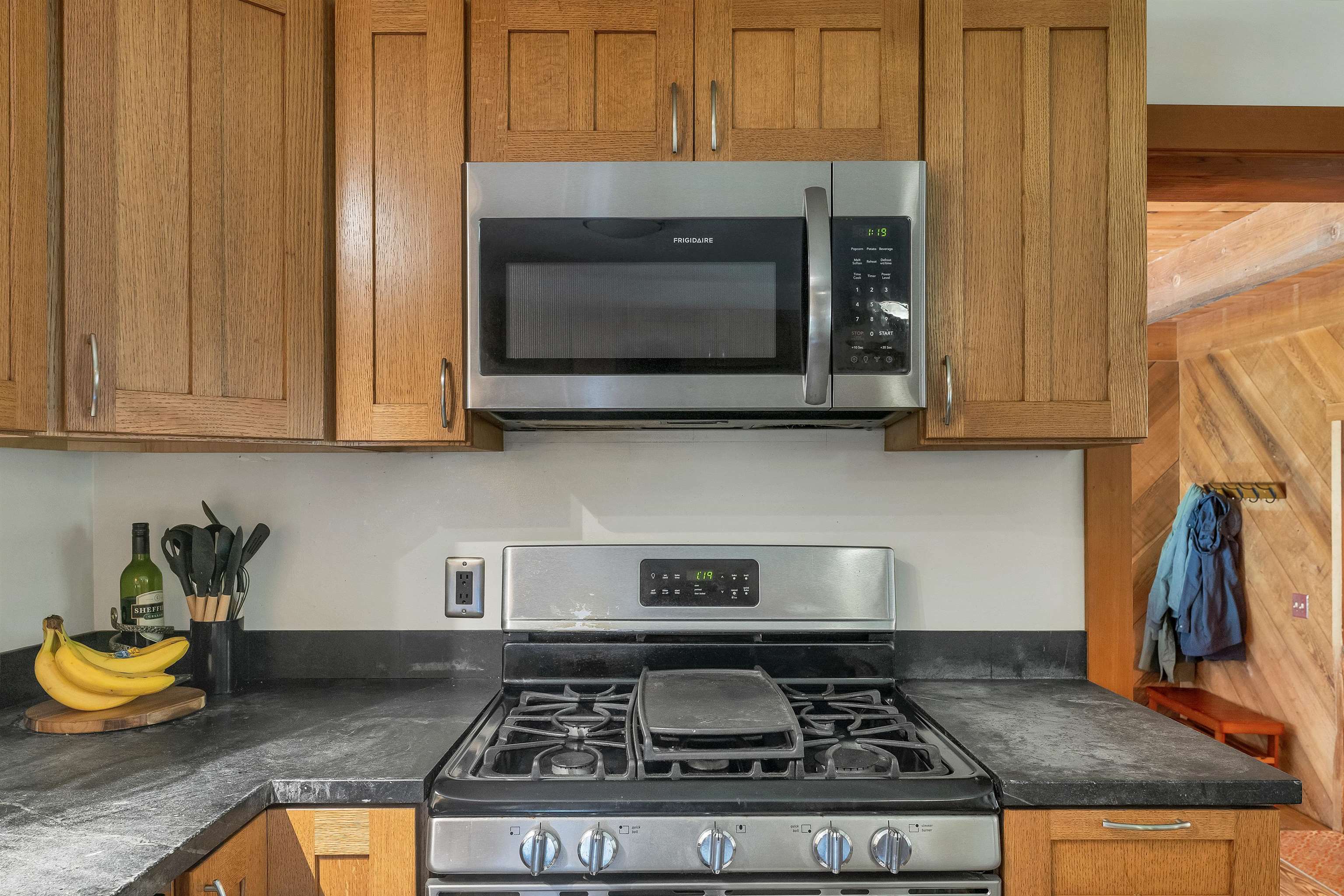 558 Province Road Property Photo 6