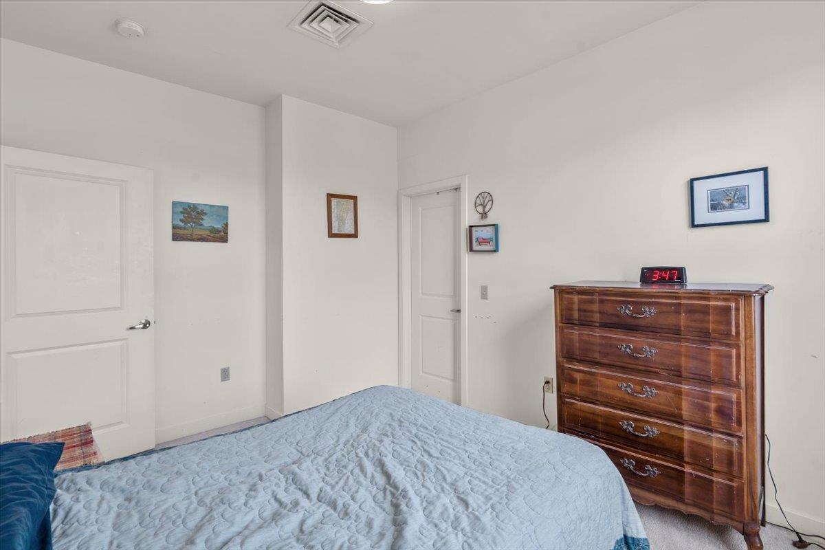 370 Farrell Street Property Photo 17