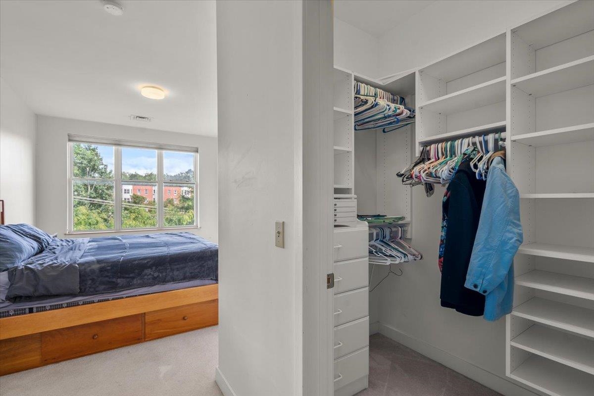 370 Farrell Street Property Photo 20