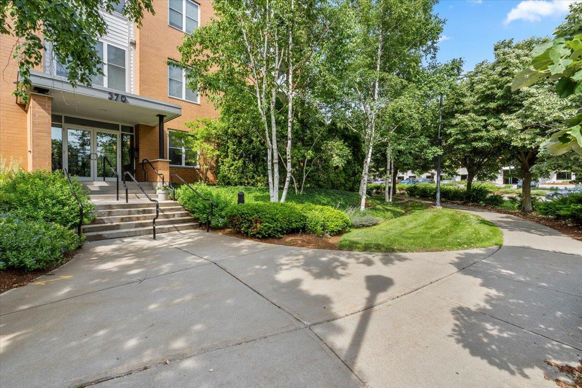 370 Farrell Street Property Photo 29