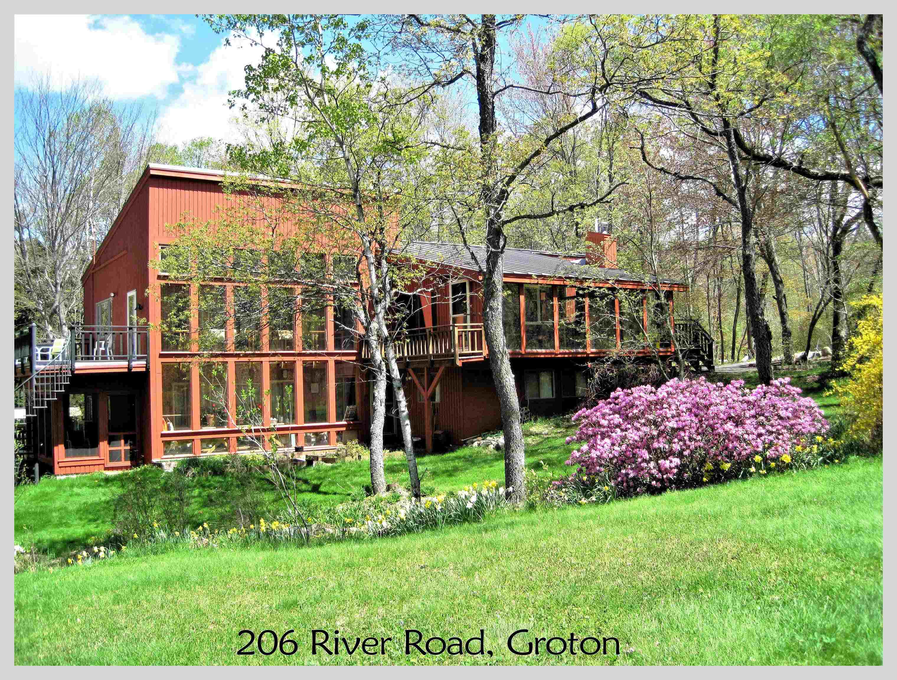 206 River Road Property Photo 1