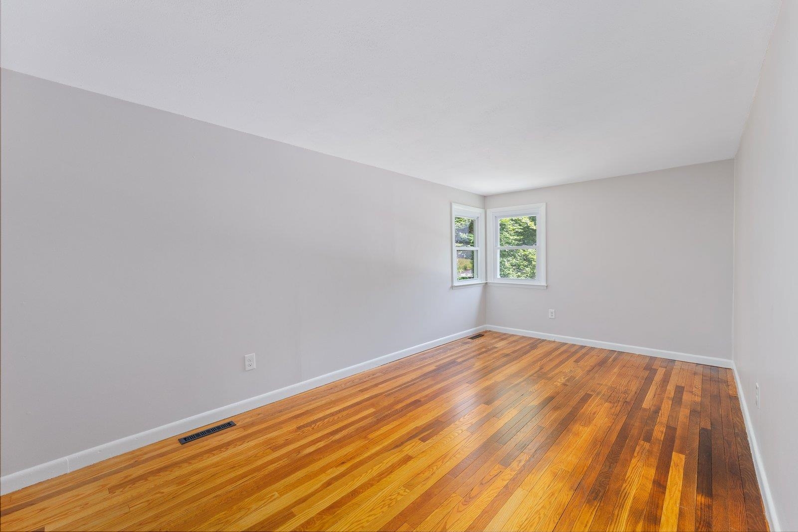 15 Webb Road Property Photo 19