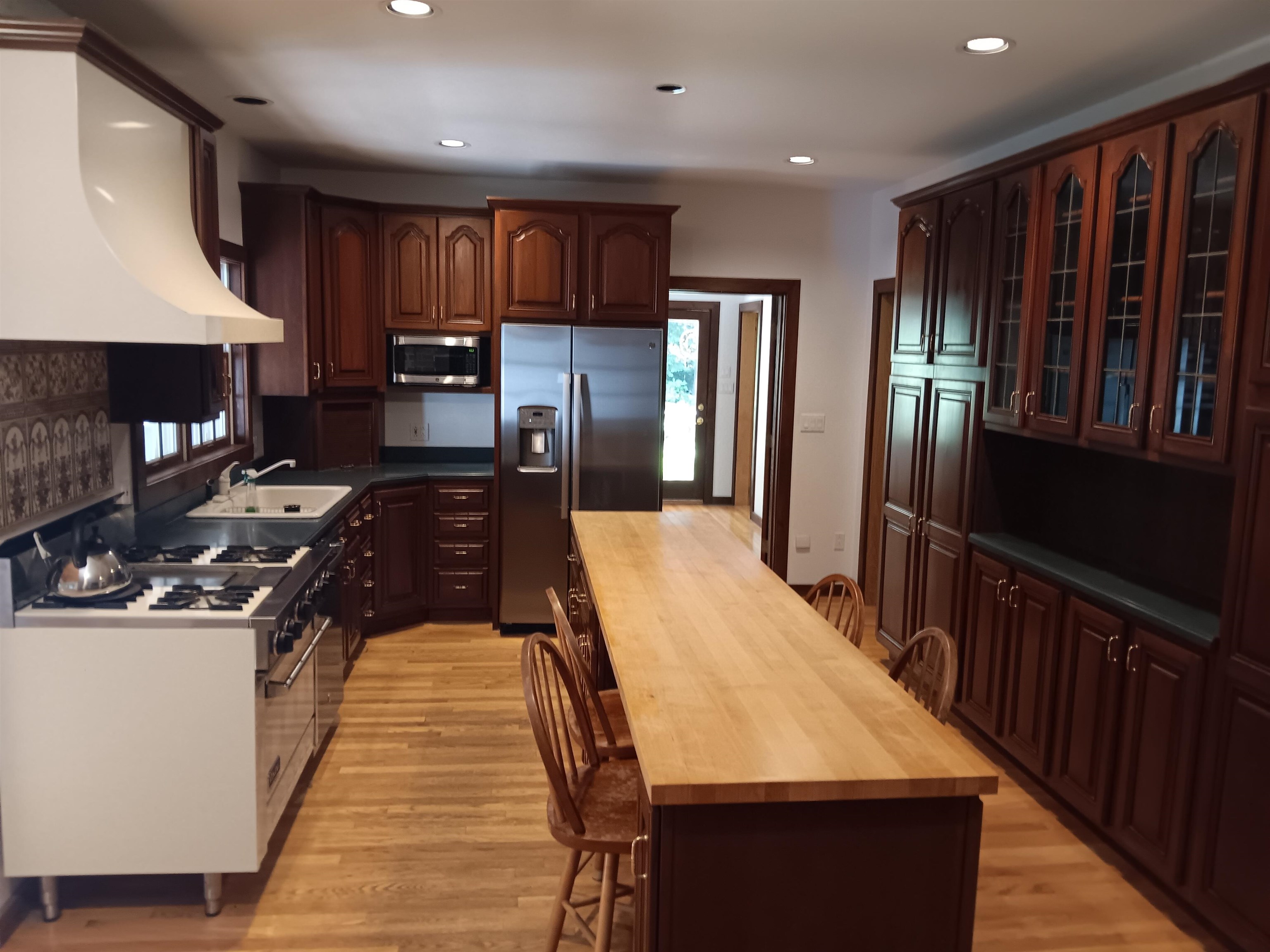 220 Grandview Road Property Photo 7