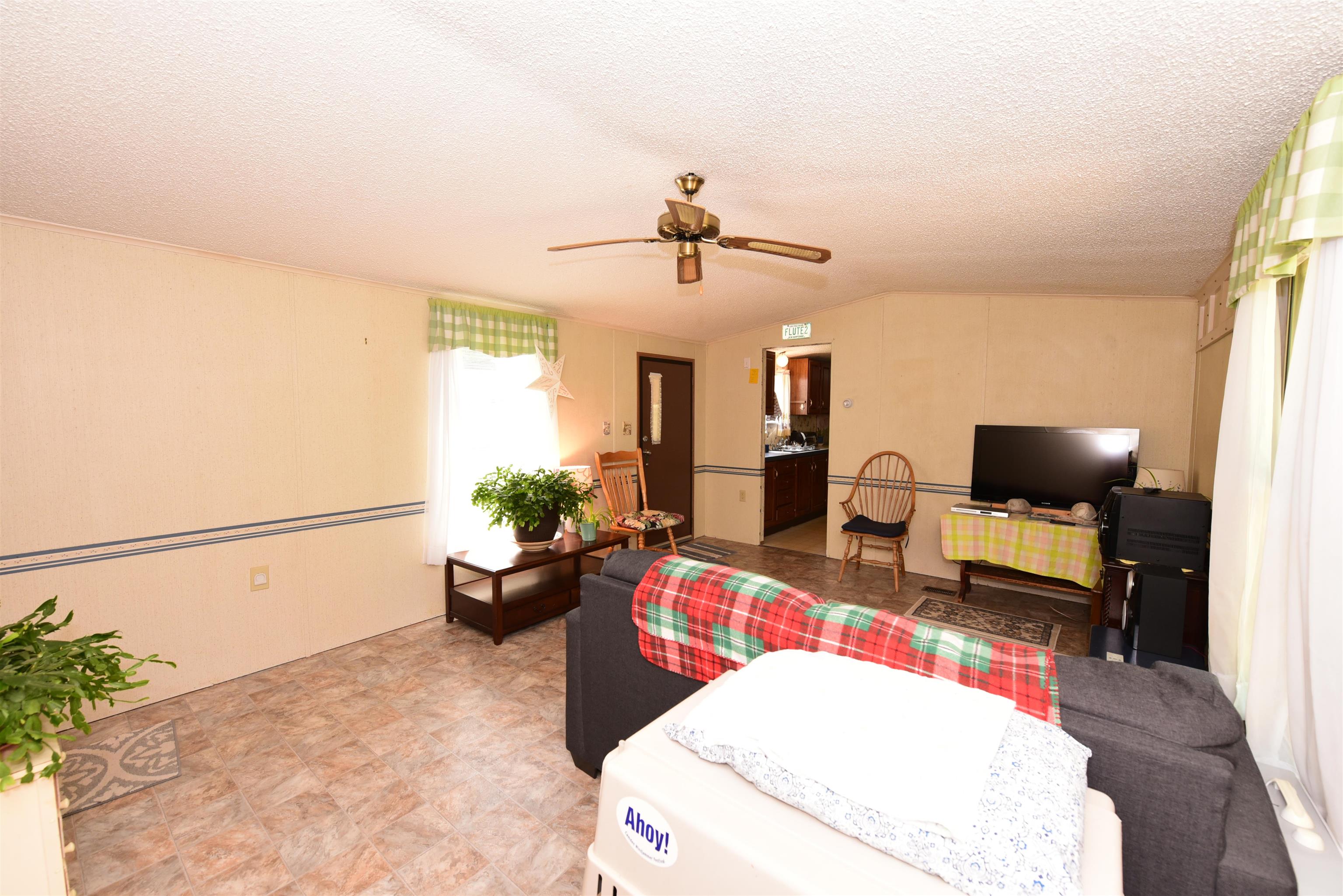 33 Buckingham Drive Property Photo 13