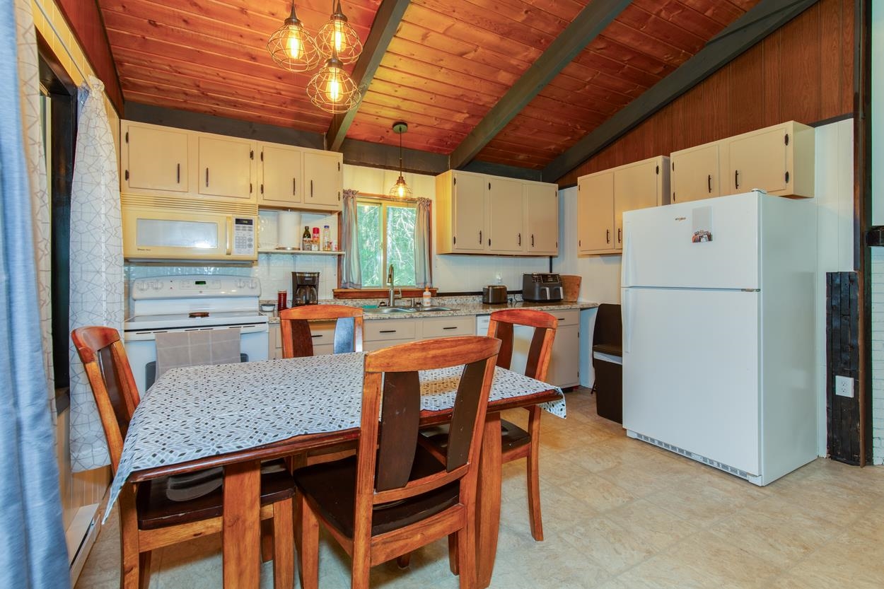 31 Adams Drive Property Photo 18