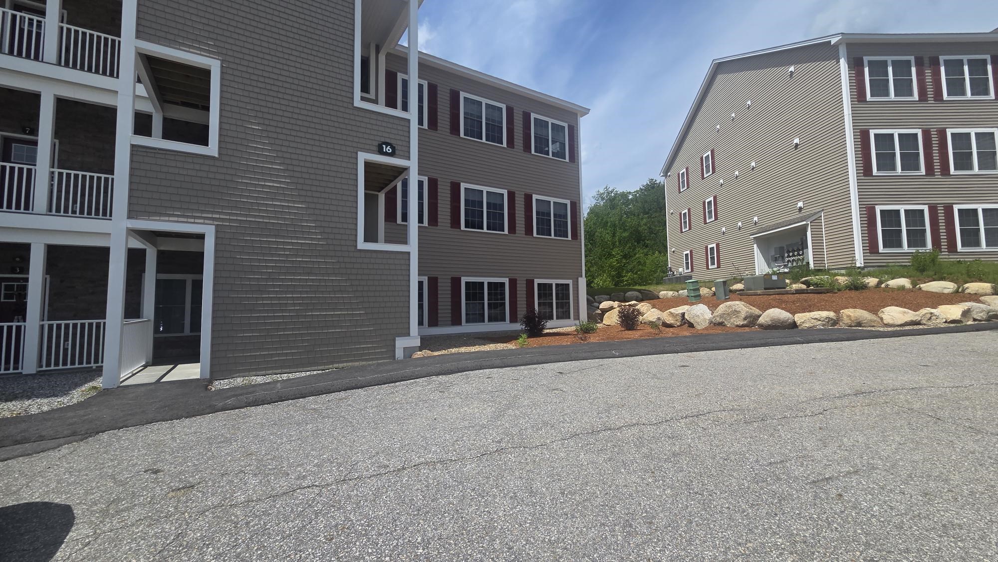 16 Twin Tip Terrace Property Photo 1