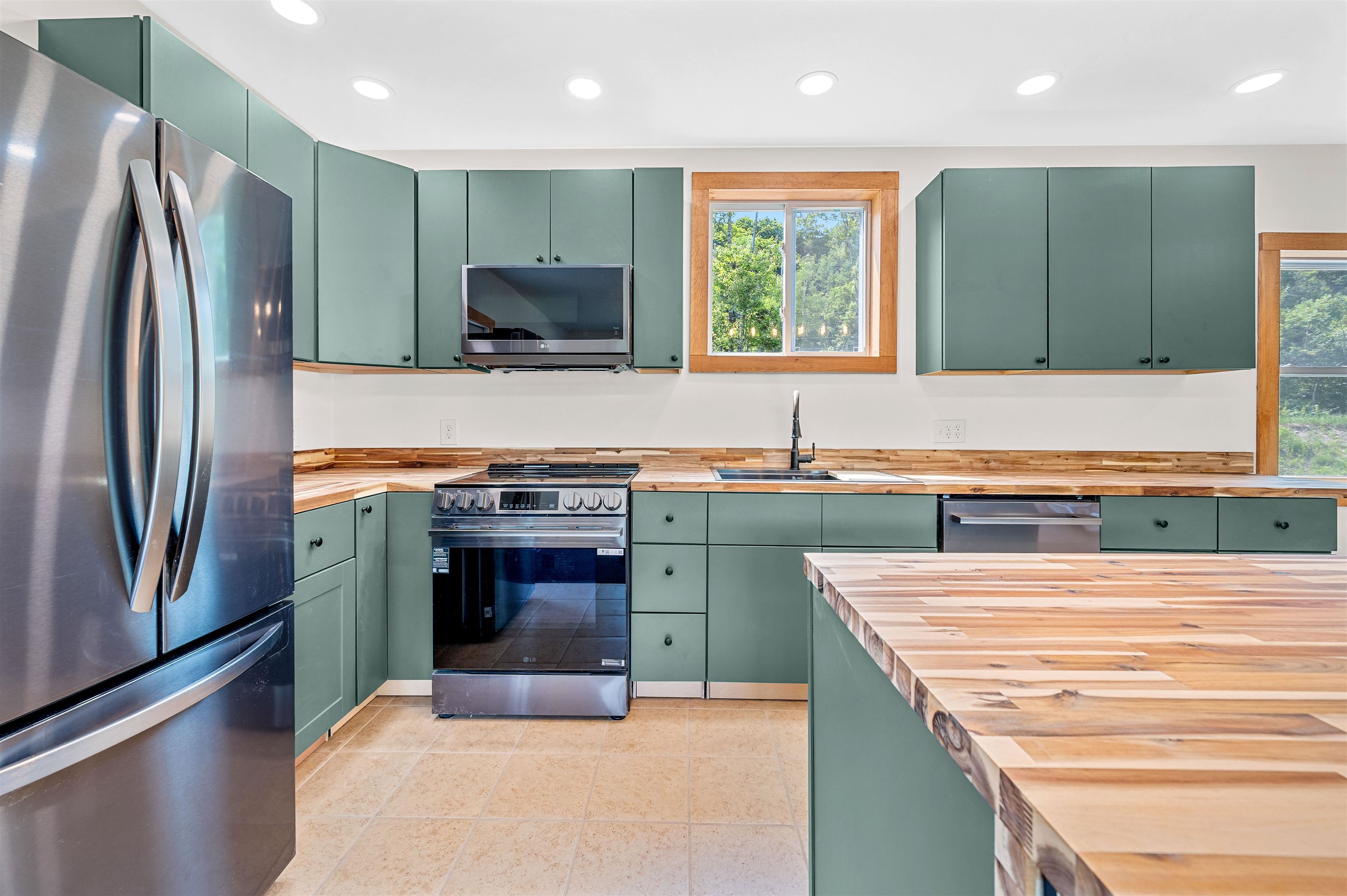 35 Fern Road Property Photo 12