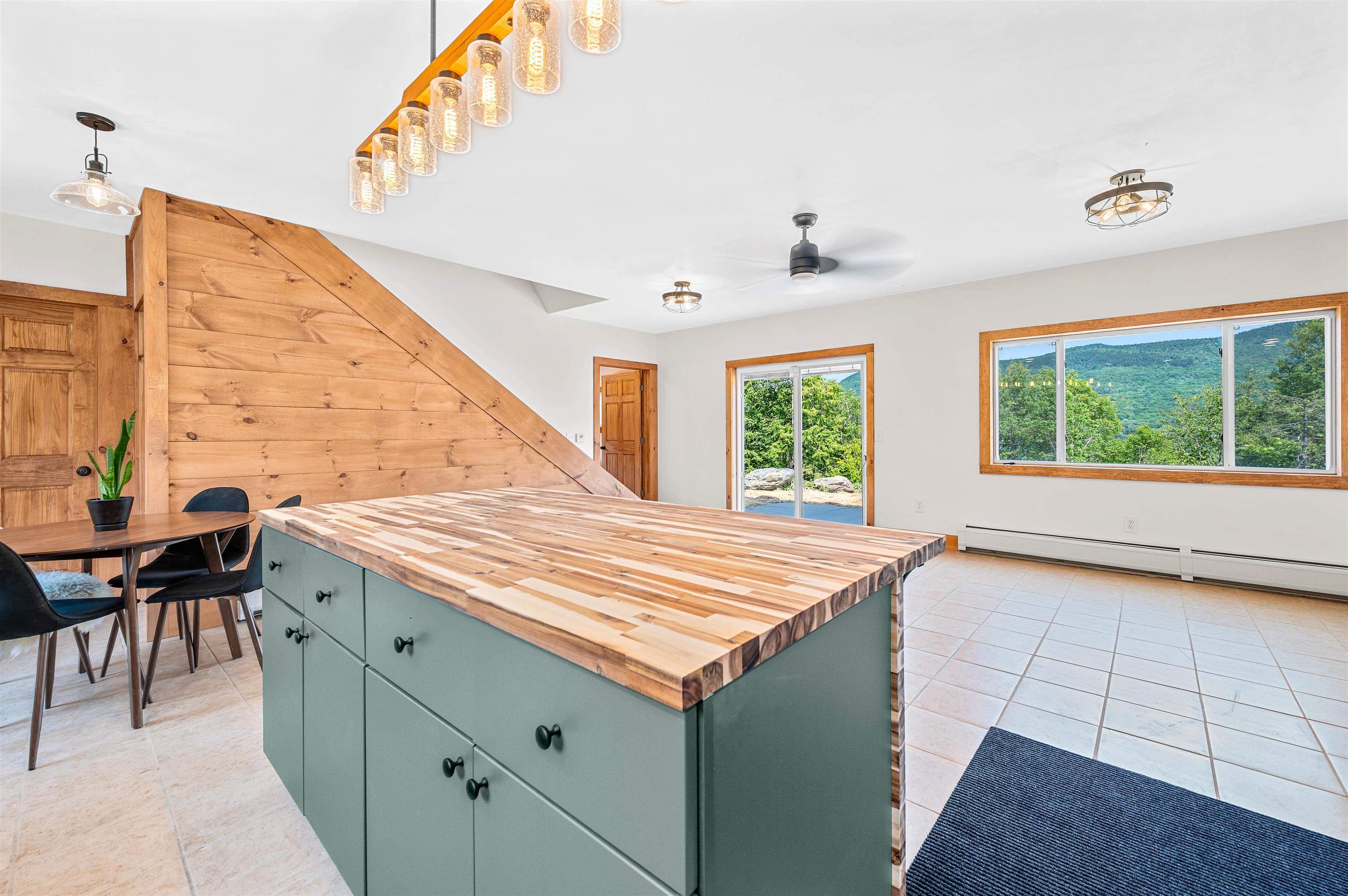 35 Fern Road Property Photo 14