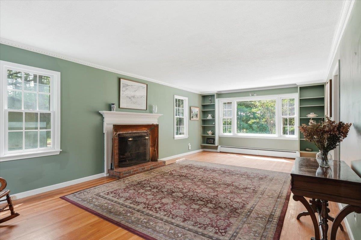 490 Juniper Ridge Property Photo 8