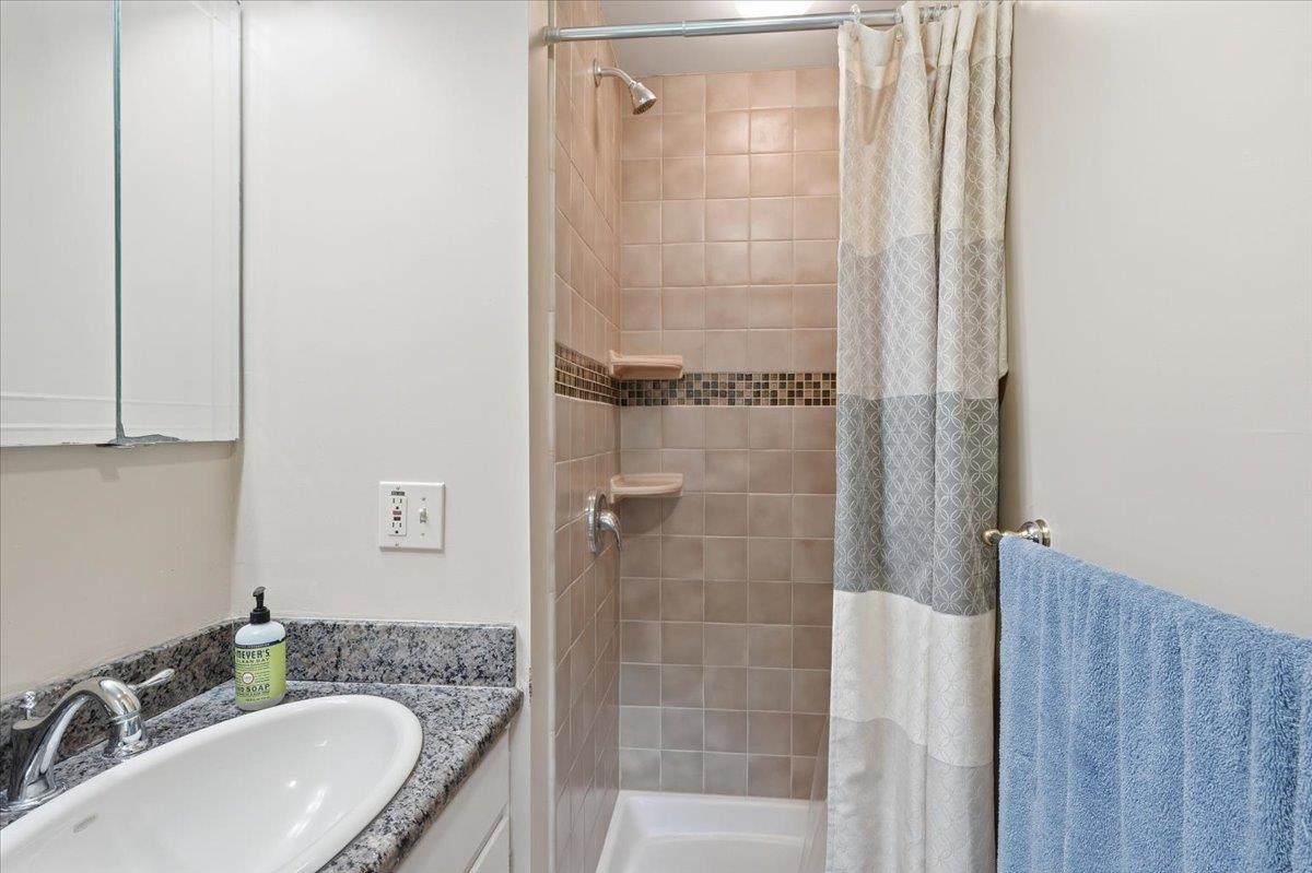490 Juniper Ridge Property Photo 47