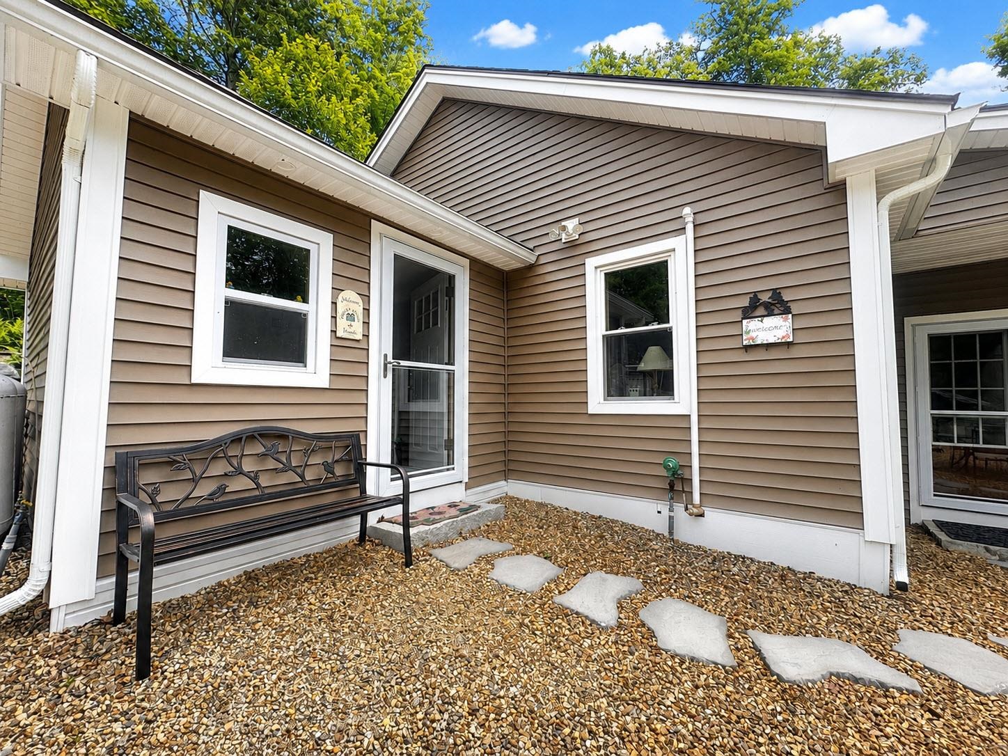 20 Keene Avenue Property Photo 2