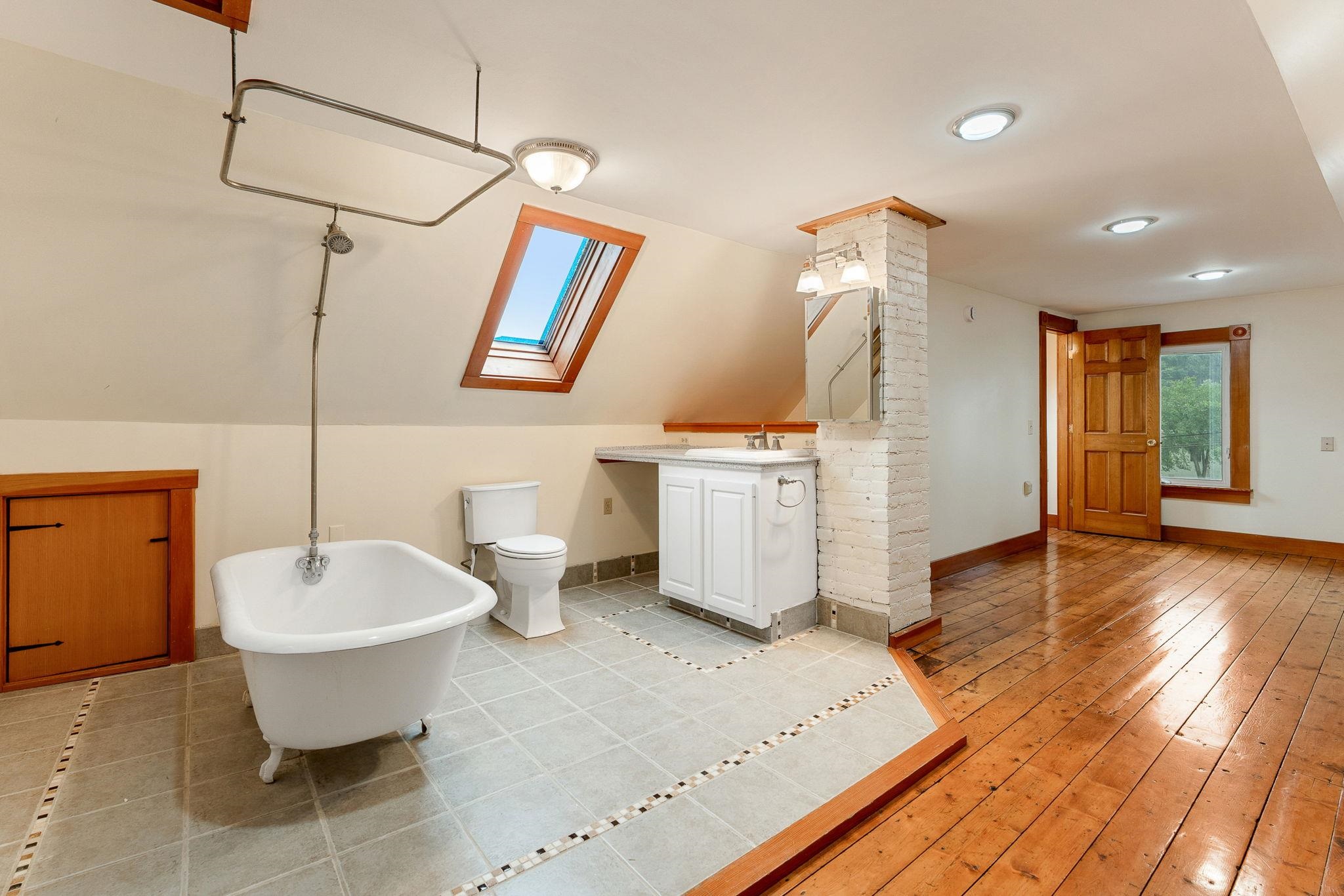 97 Berlin Street Property Photo 31