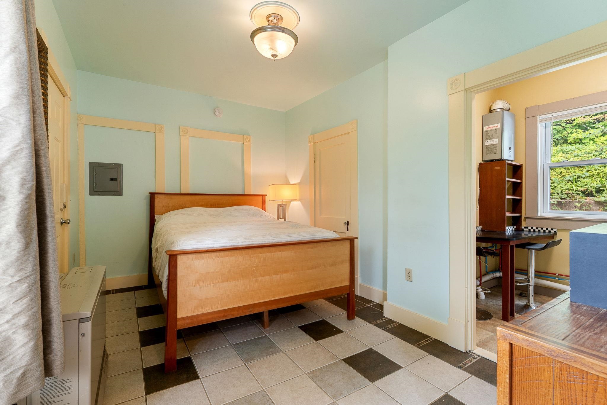 97 Berlin Street Property Photo 35