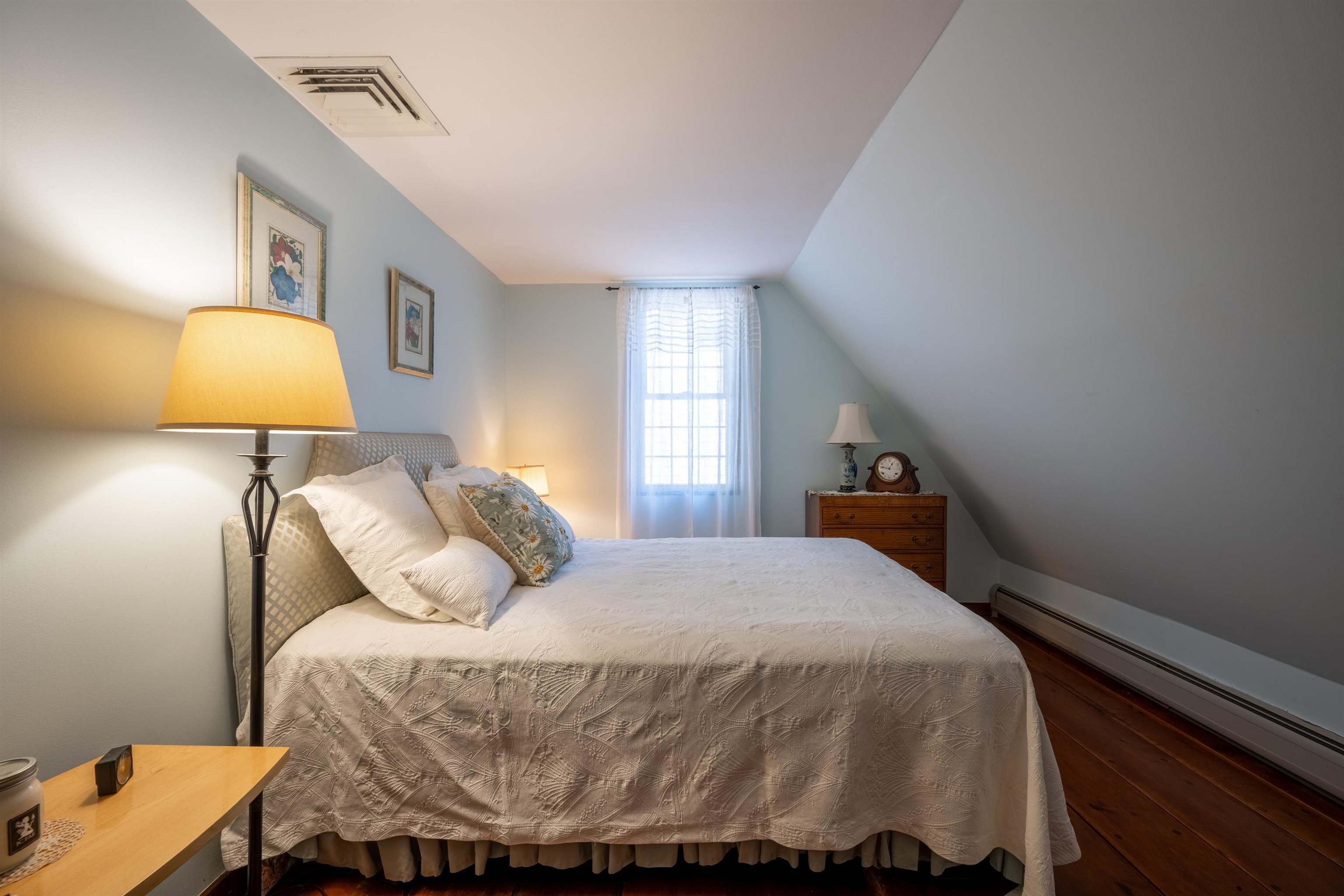 7 High Street Property Photo 35
