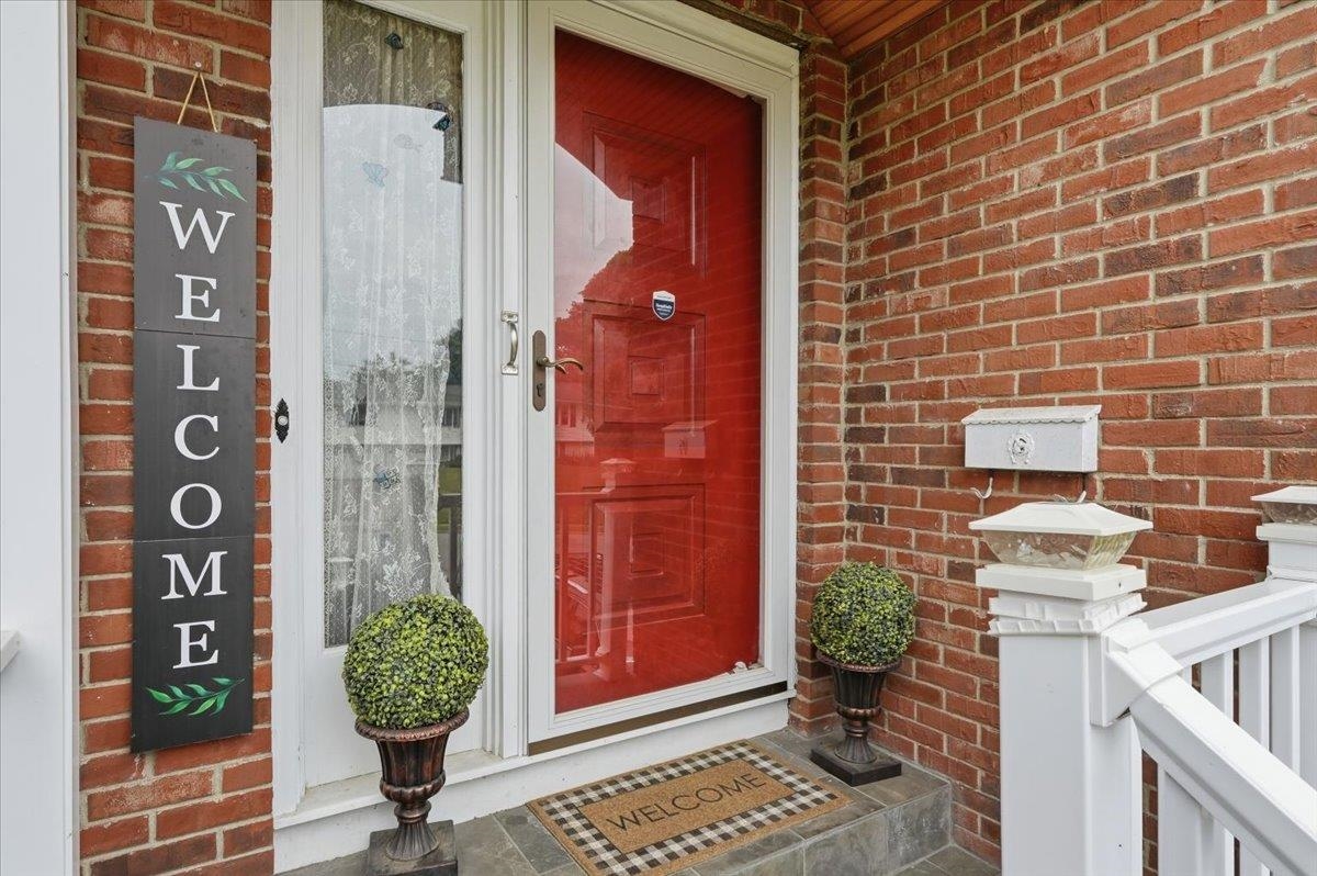 22 Redwood Terrace Property Photo 4