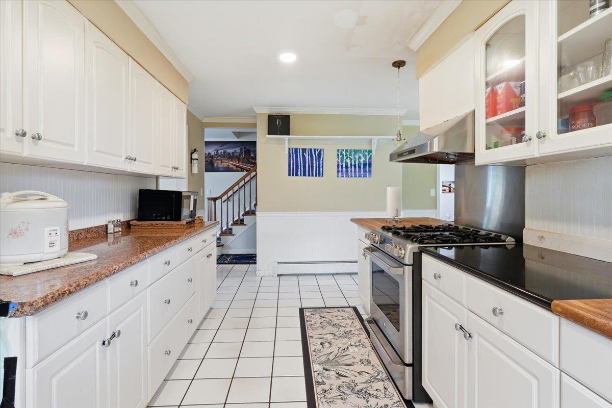 22 Redwood Terrace Property Photo 10