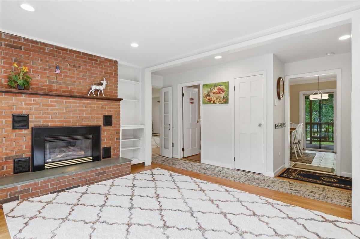 22 Redwood Terrace Property Photo 16