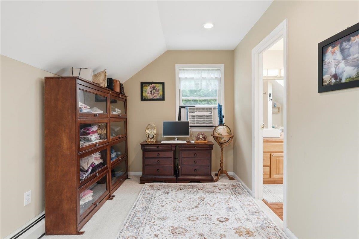 22 Redwood Terrace Property Photo 28