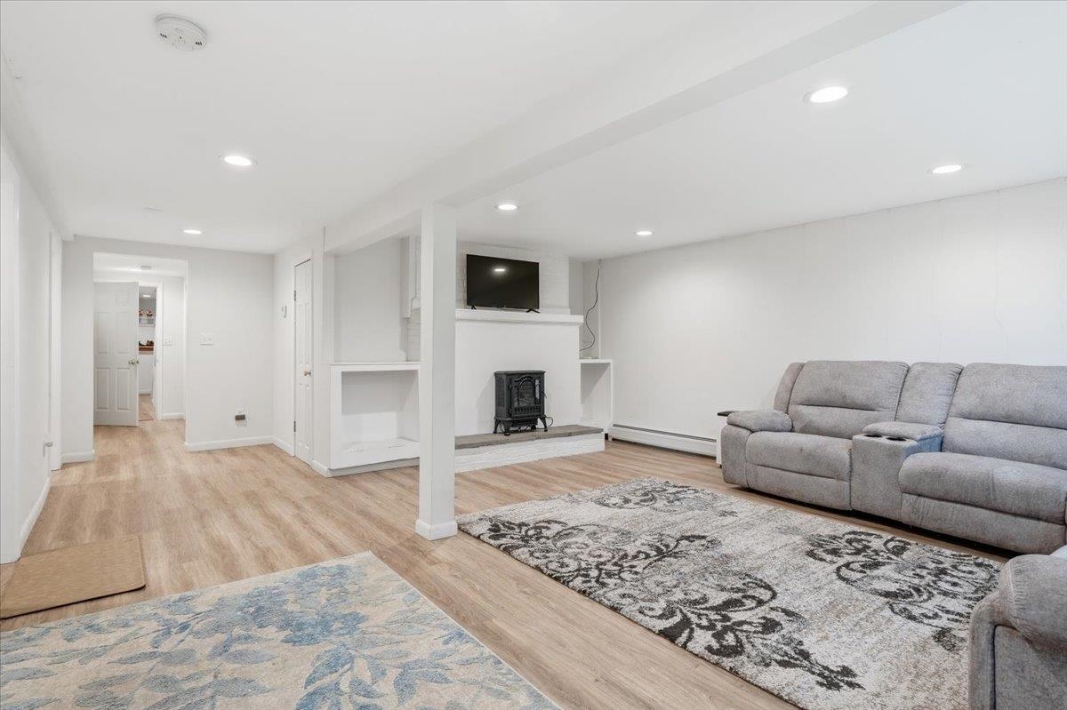 22 Redwood Terrace Property Photo 46