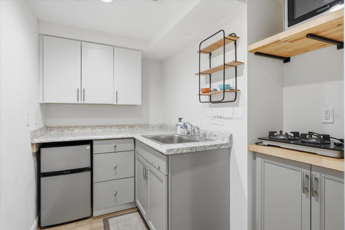 22 Redwood Terrace Property Photo 48